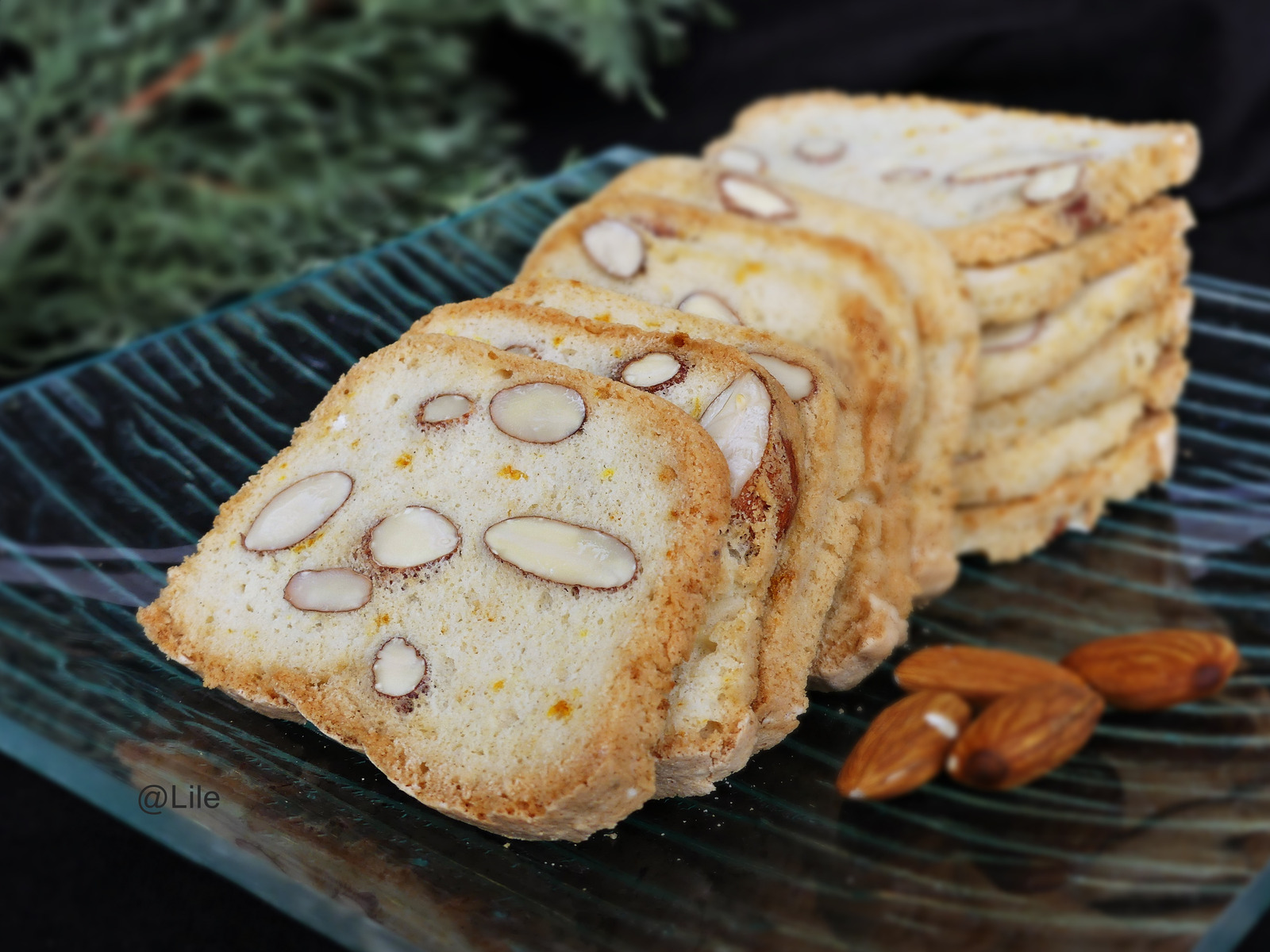 Biscotti od bjelanjaka i badema