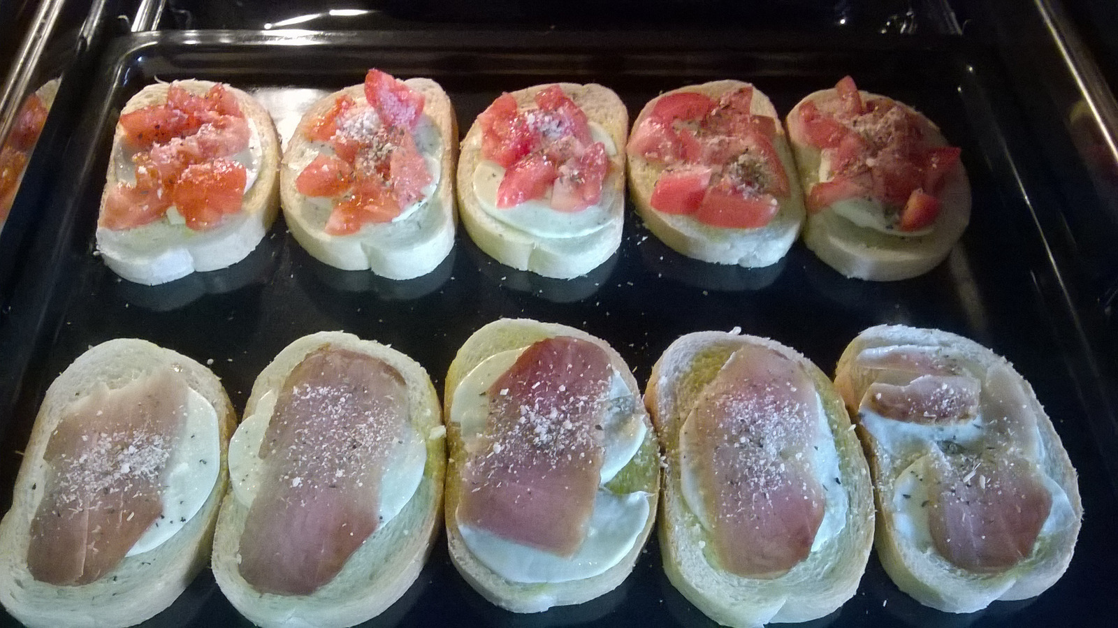brusketi spremni za pecenje :)