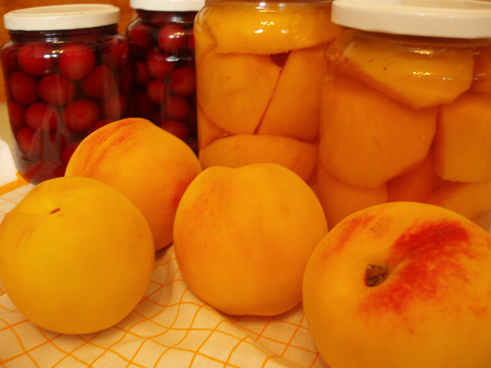 Kompot od bresaka