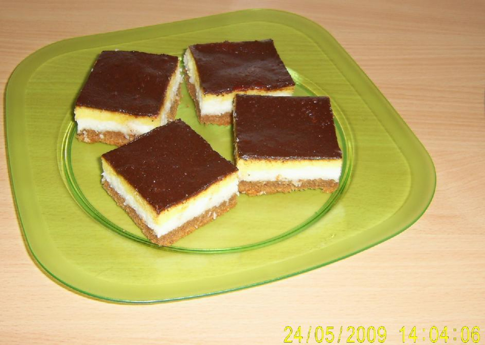 BISKVIT SA KOKOSOVOM KREMOM