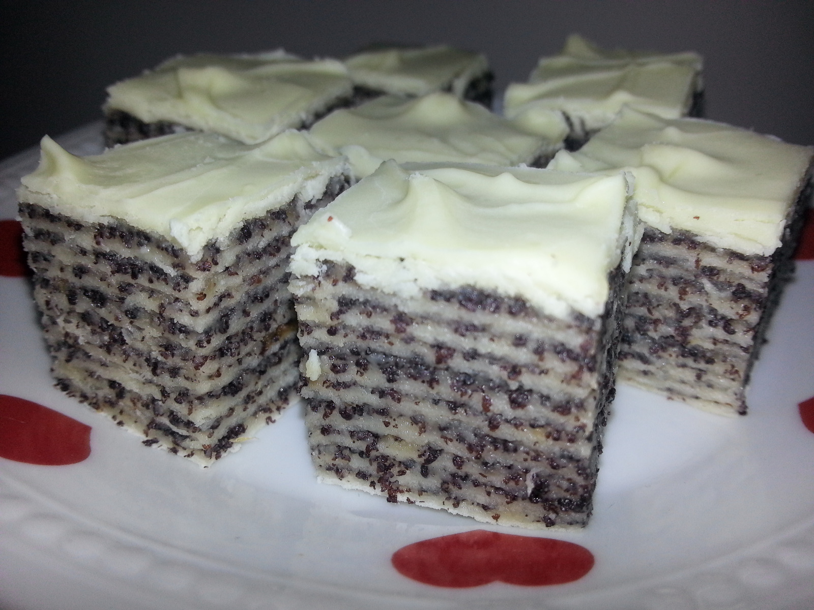 Rozen torta s makom