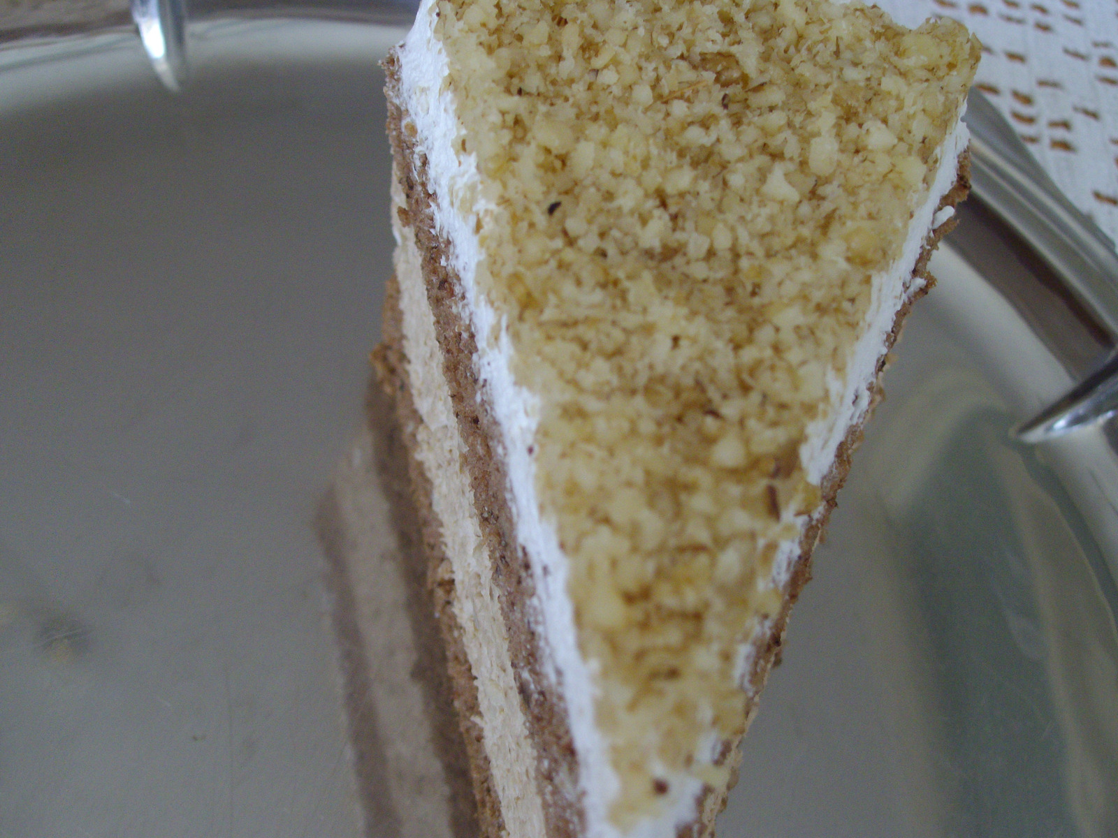 Torta sa orasima i čokoladom