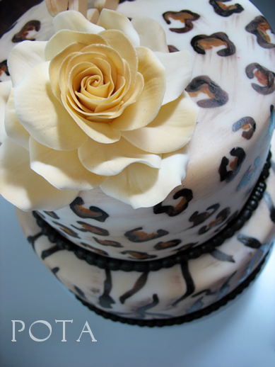 Torta tigar i leopard print
