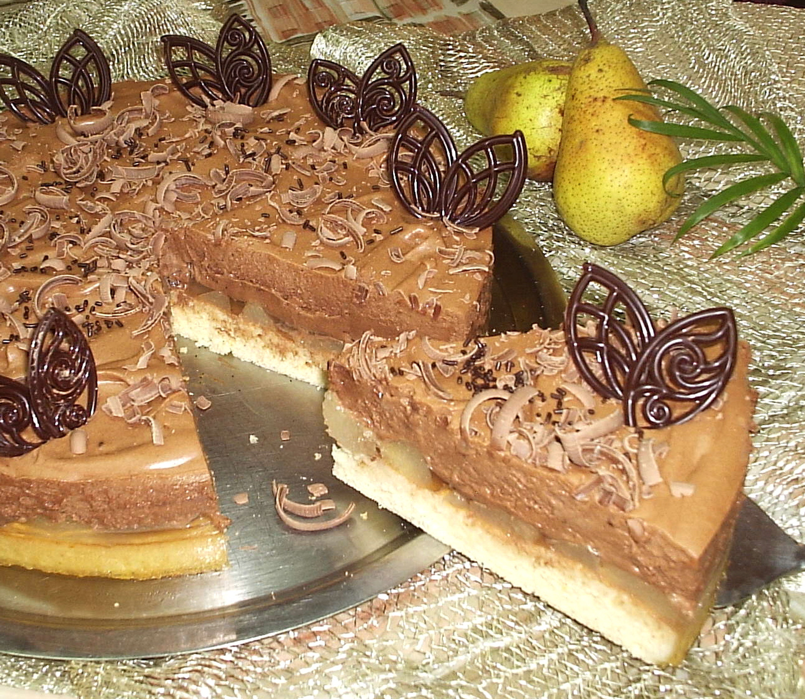 ‘Mousse au Chocolat’ torta, sa kruškama