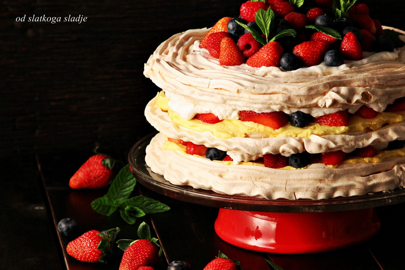 Voćna mascarpone torta