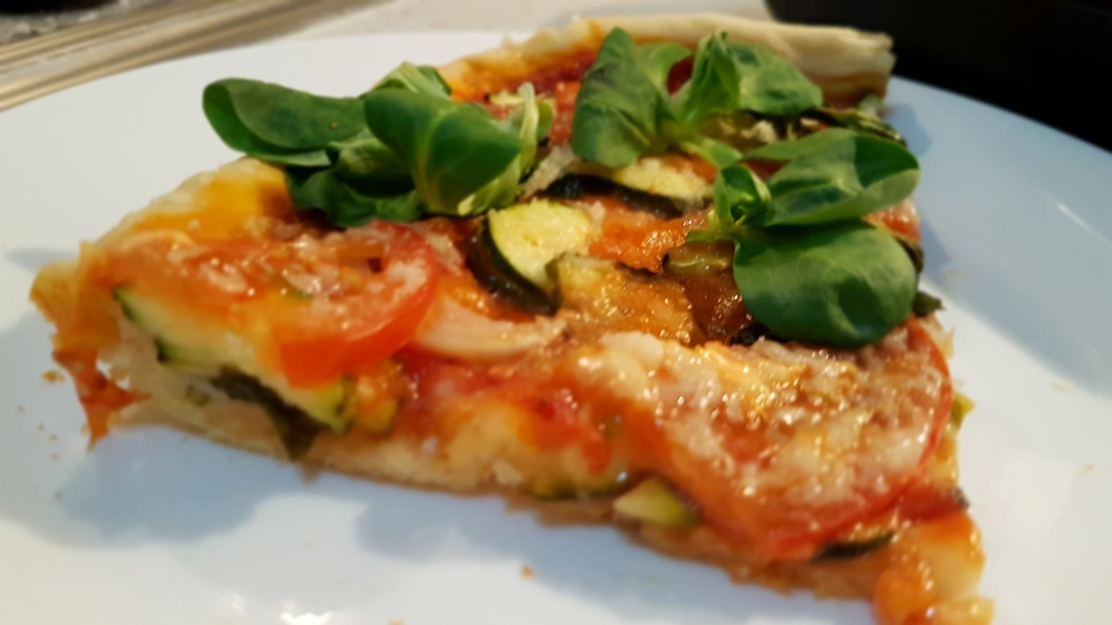 Veganska pizza i domaće tijesto za pizzu