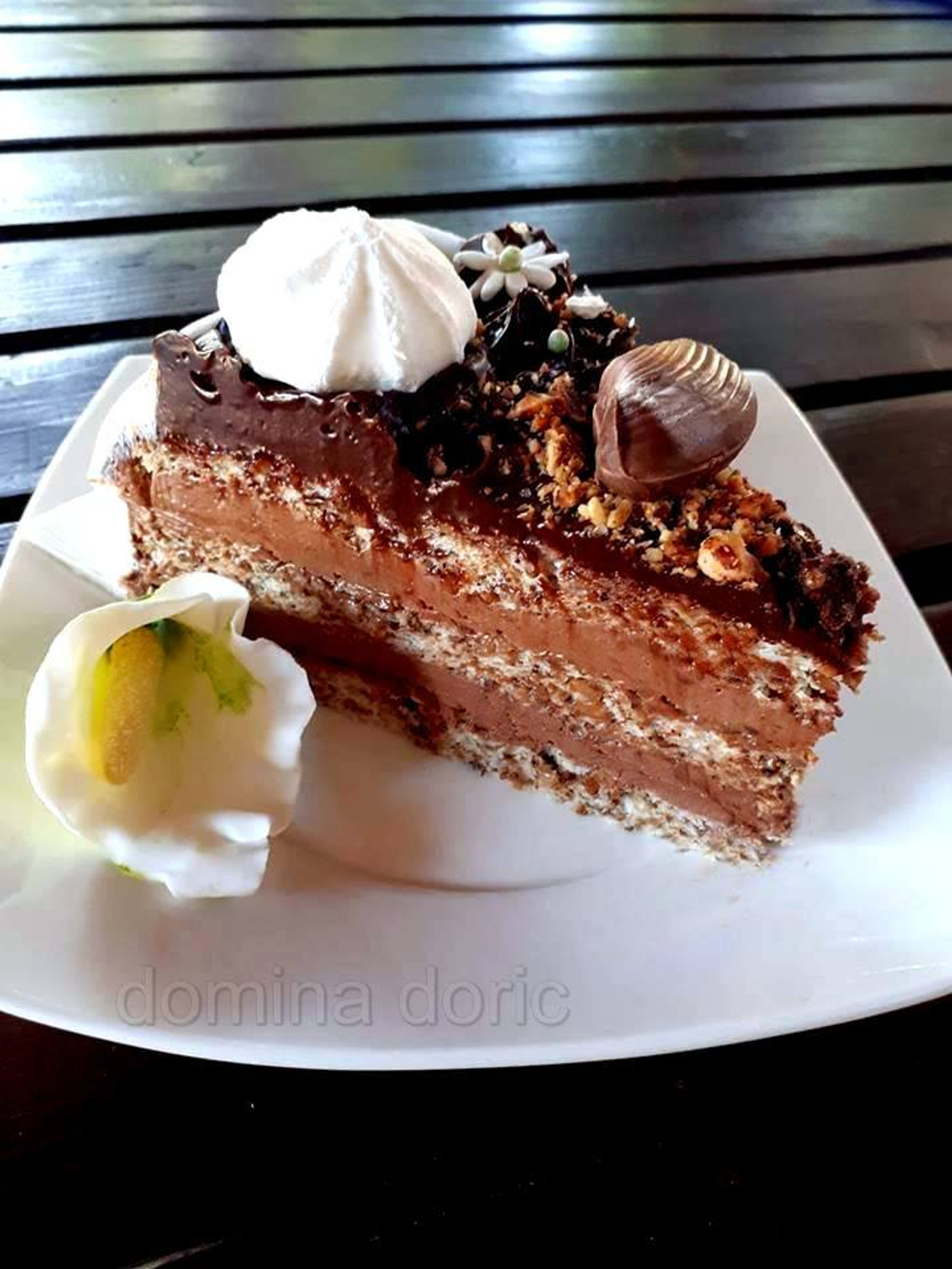 Torta za prijateljicu