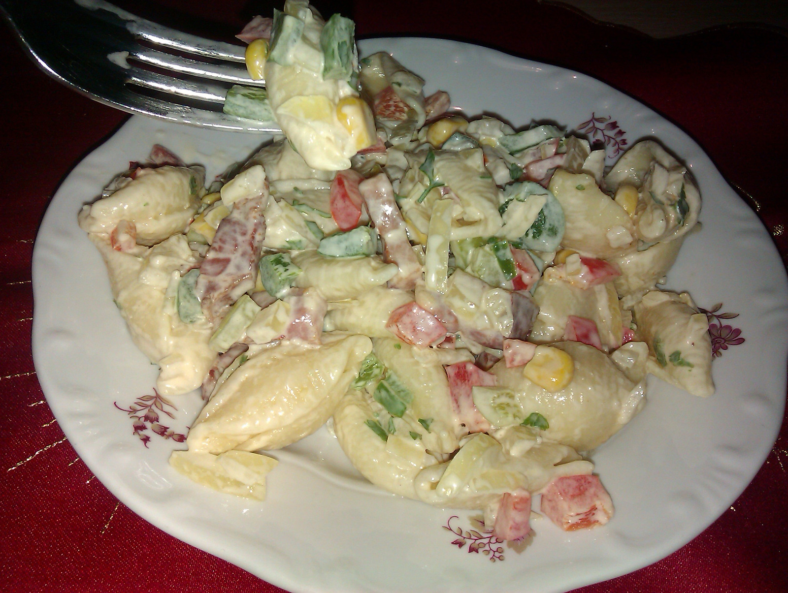 Šarena salata od tjestenine