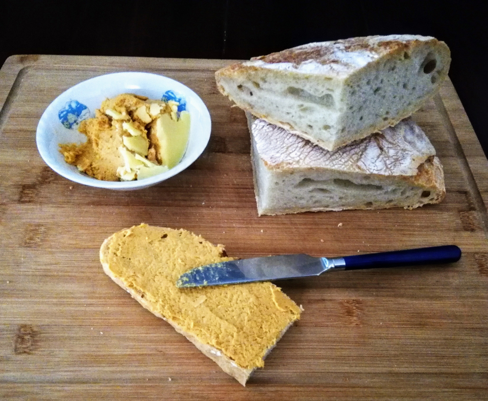 No Knead Bread - - - Dajanad i Domaća pileća pašteta - - - Jazzika