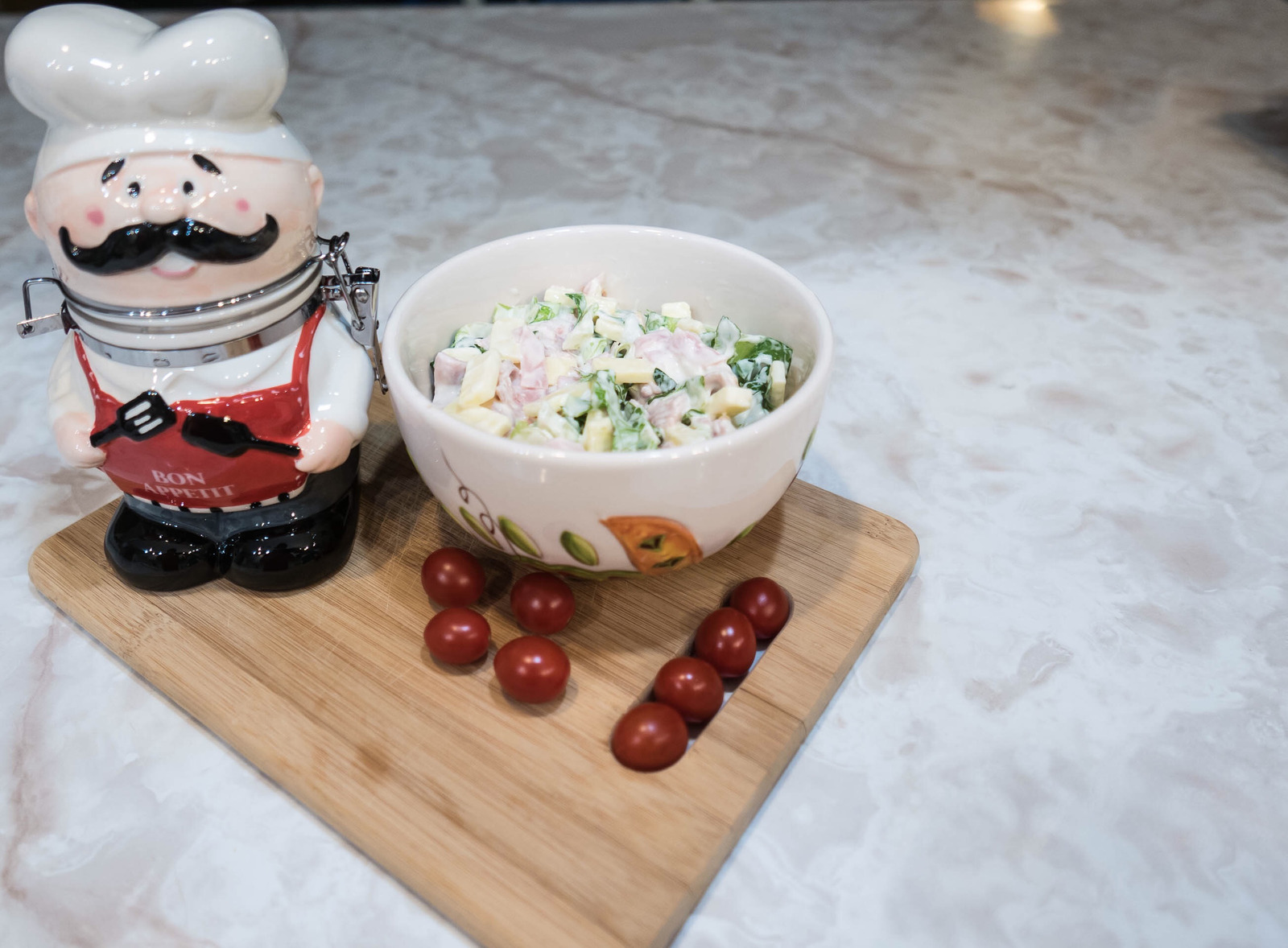 Sanjin Dan - Mesna Salata (Ham Ham)
