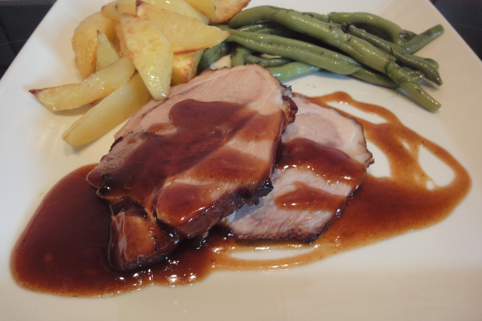 Svinjsko pečenje iz marinade