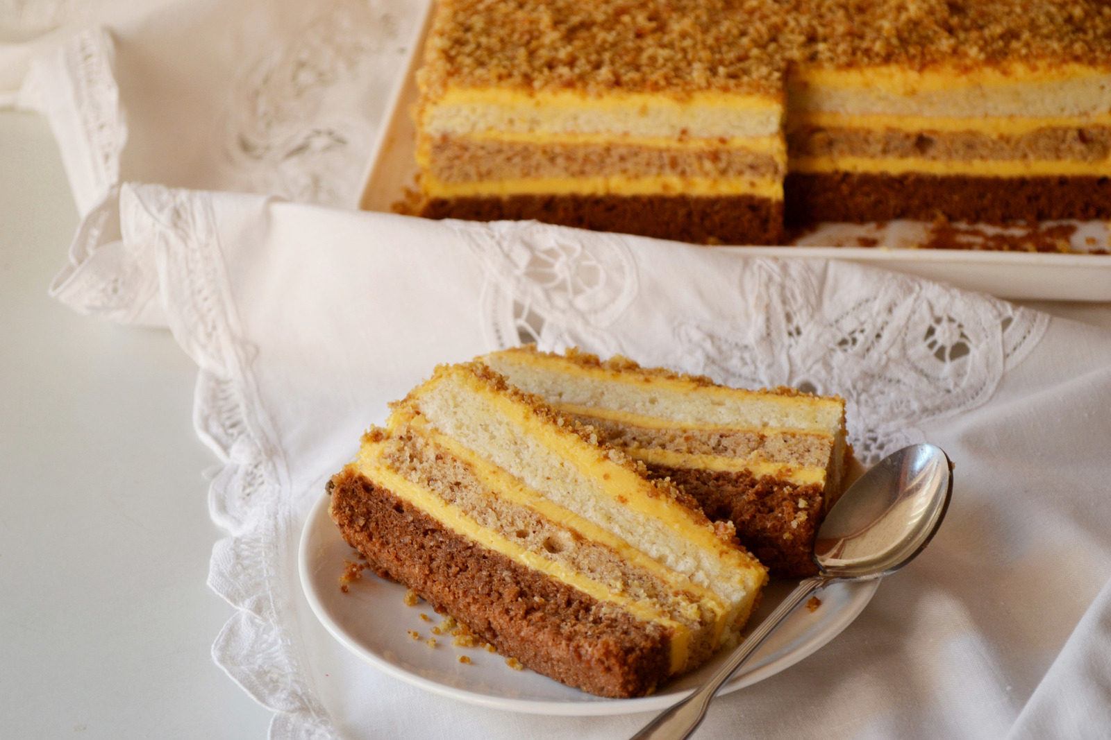 Zlatna minjon torta