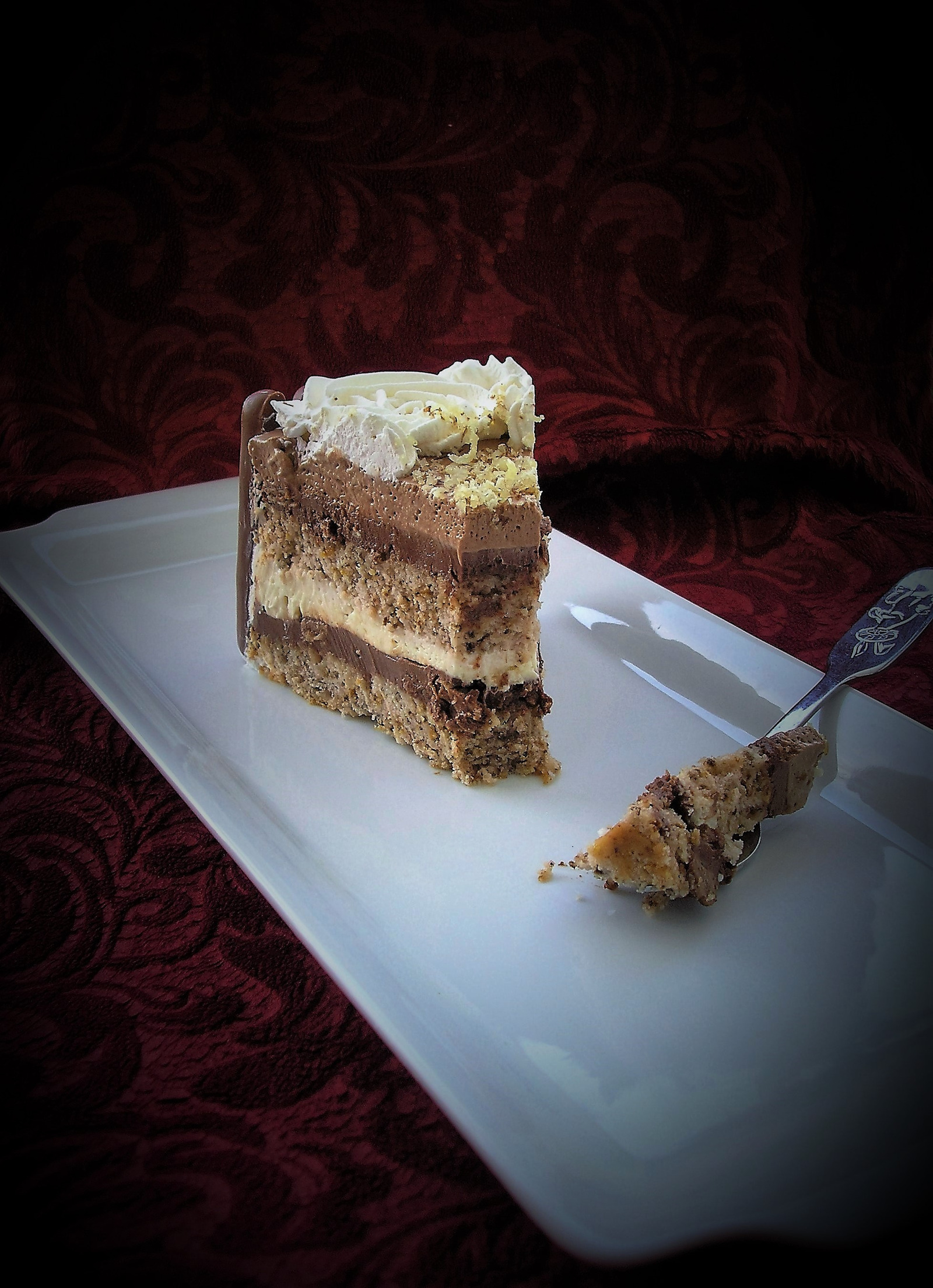 Chocolate walnut cake