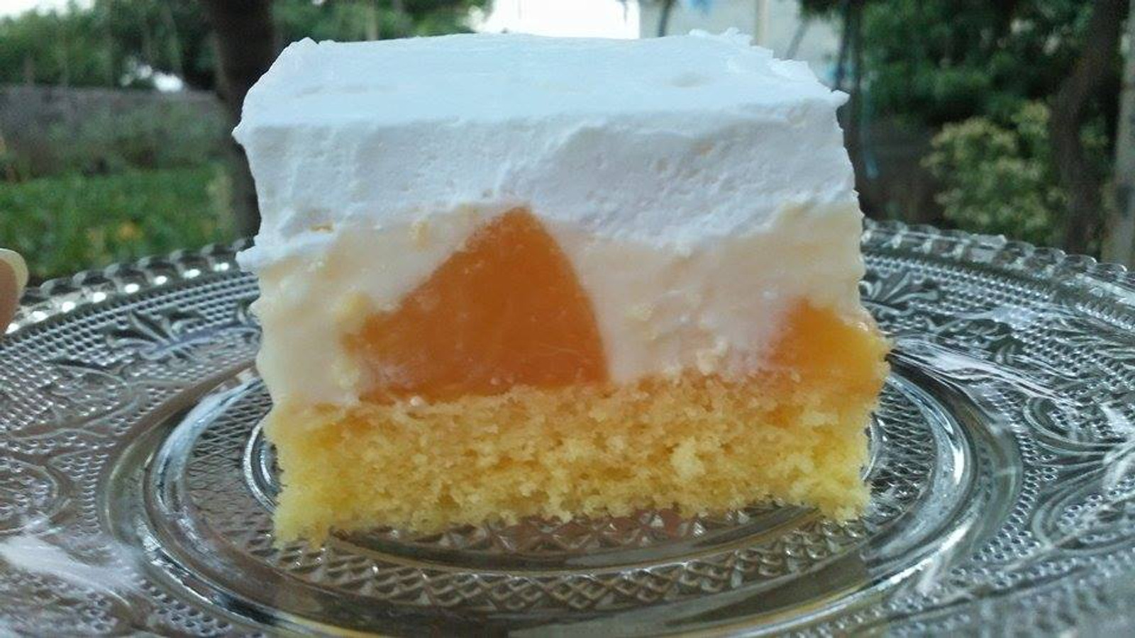 Voćni kolač sa breskvama
