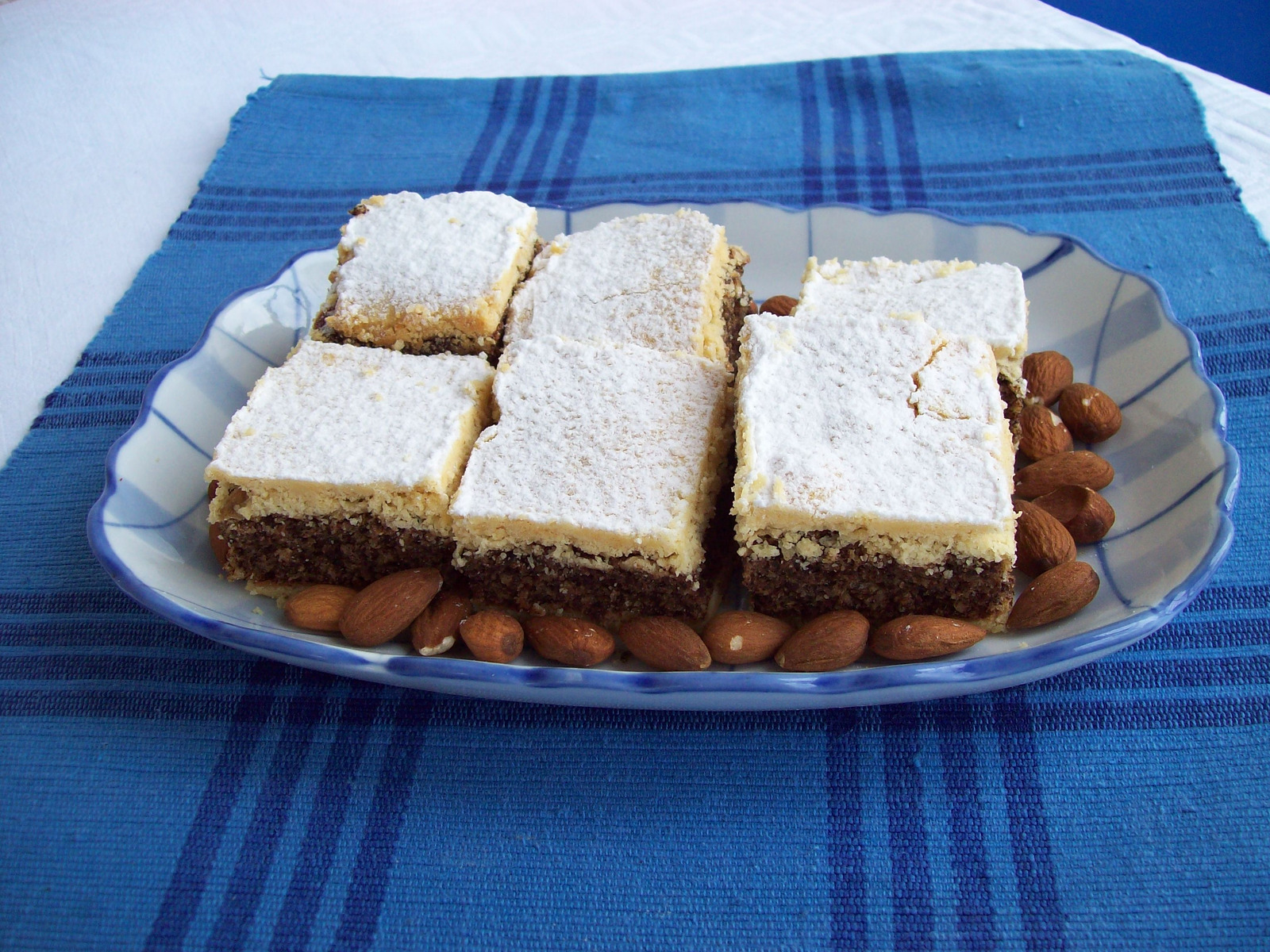 STARINSKA ČOKO – BADEM PITA