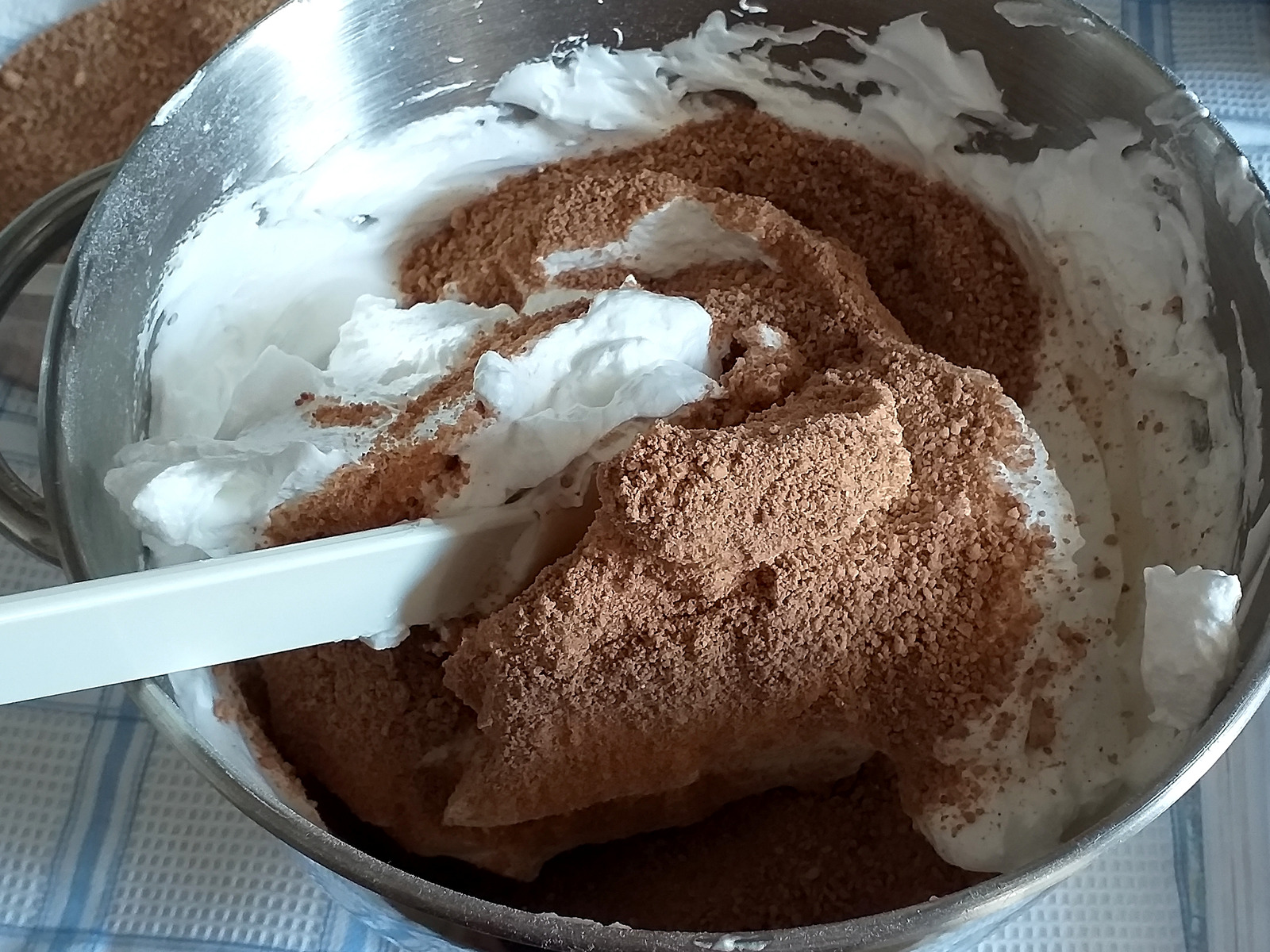 Nuss-Krokantschnitten (3).jpg