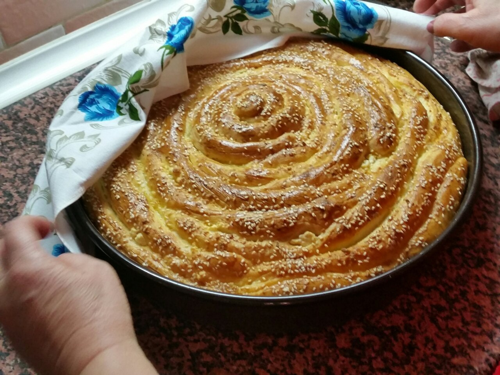 Vrten-dupen, makedonska tradicionalna pita.