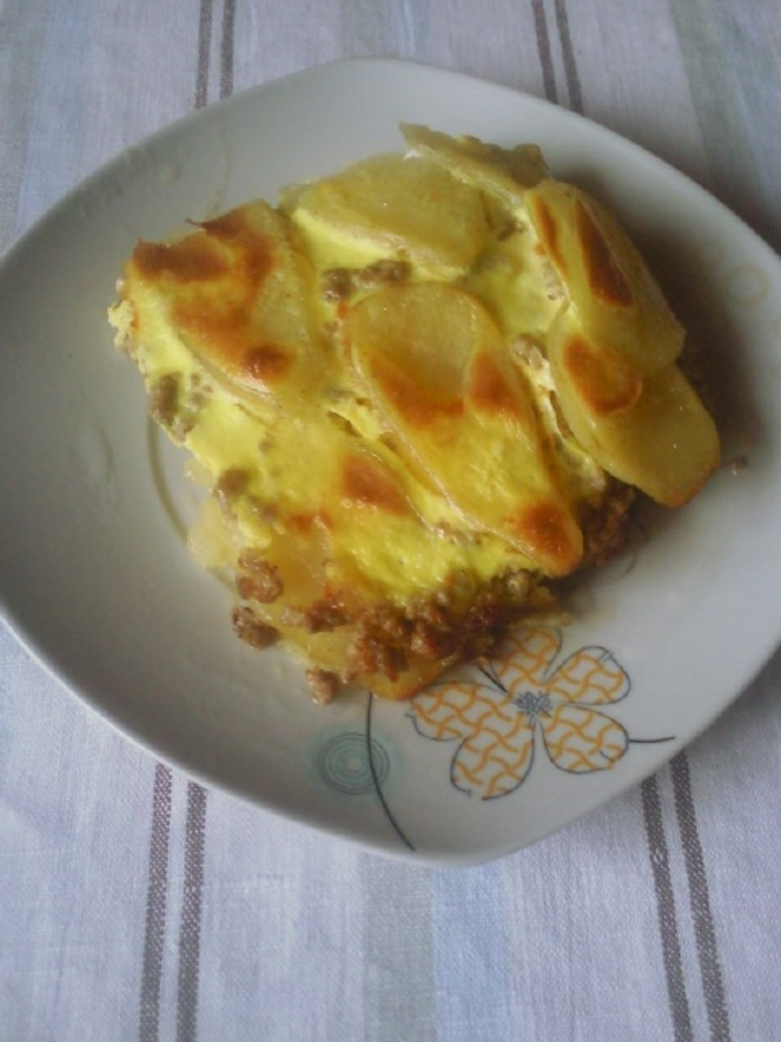 Musaka od krumpira i mljevenog mesa