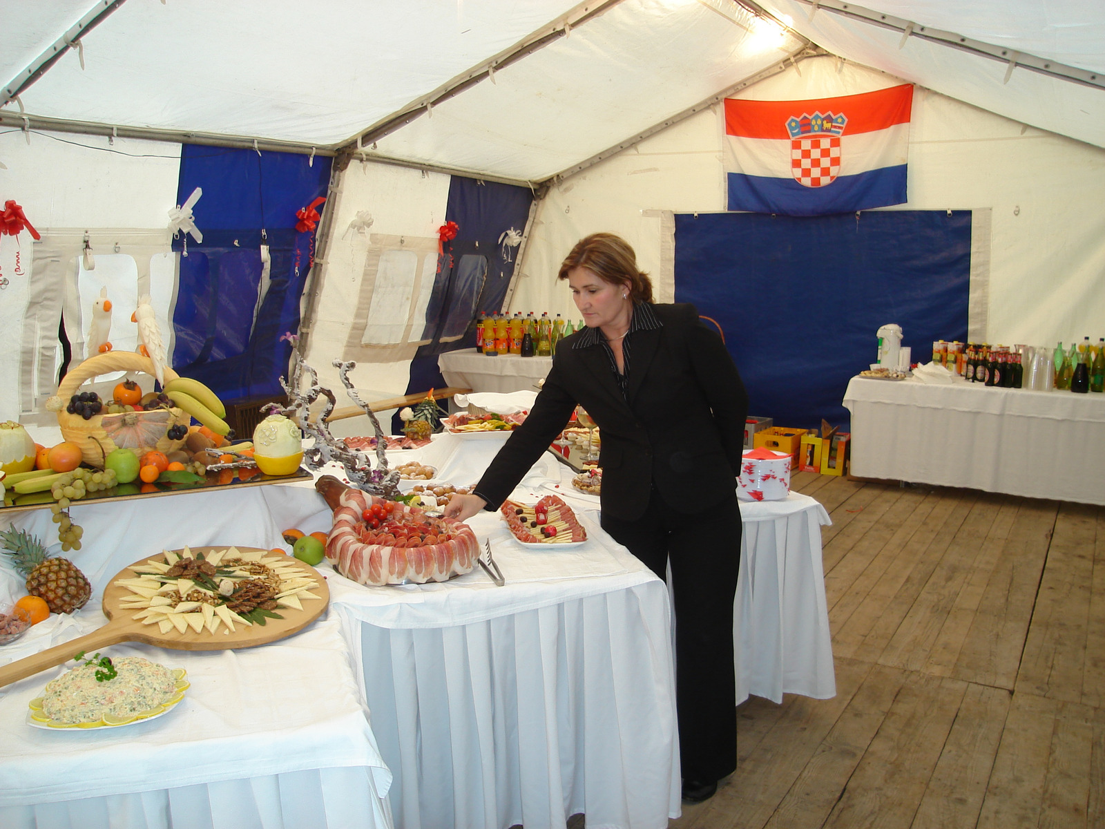 švedski pod šatorom