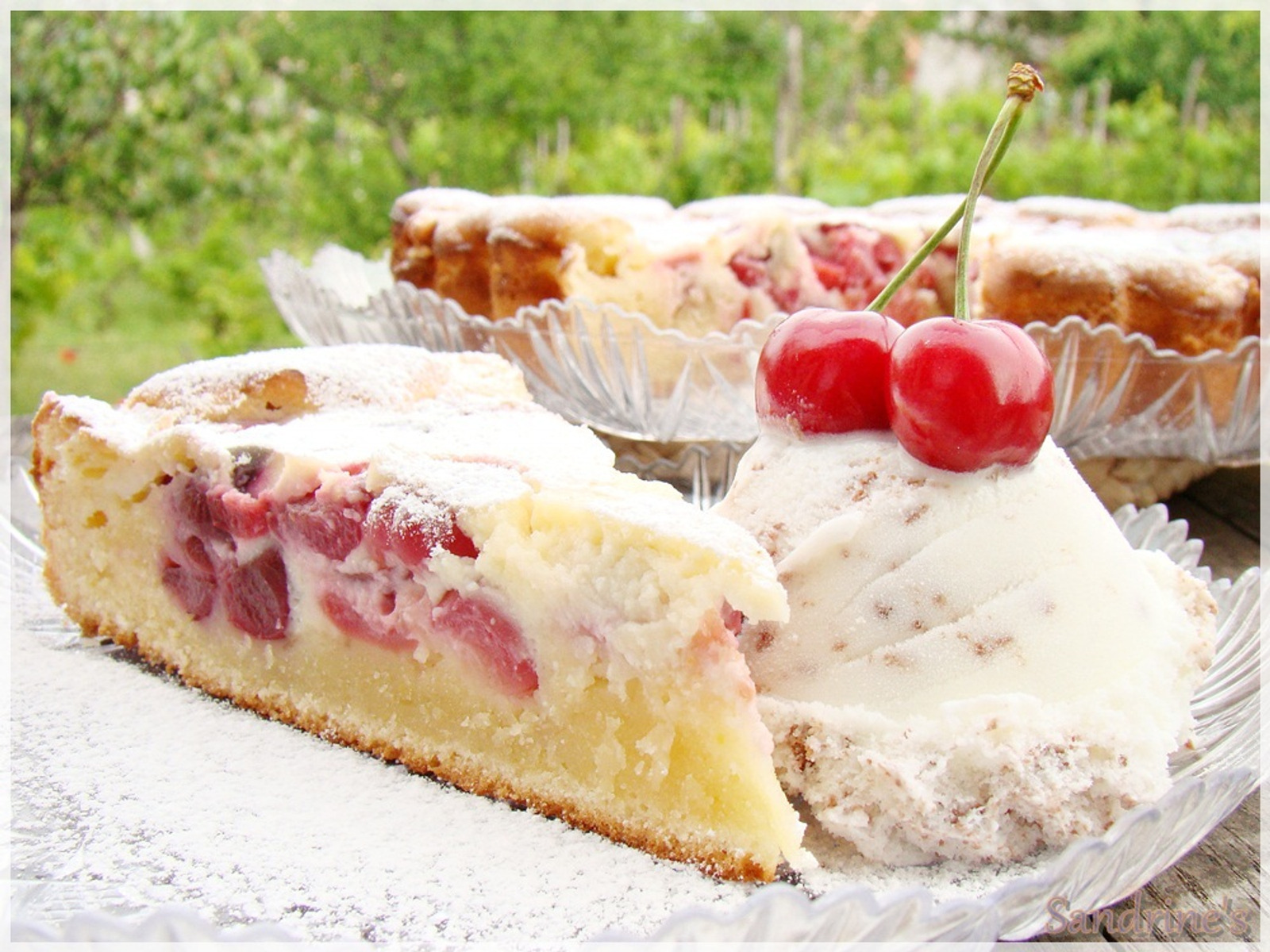 Meka pita s trešnjama i sirom