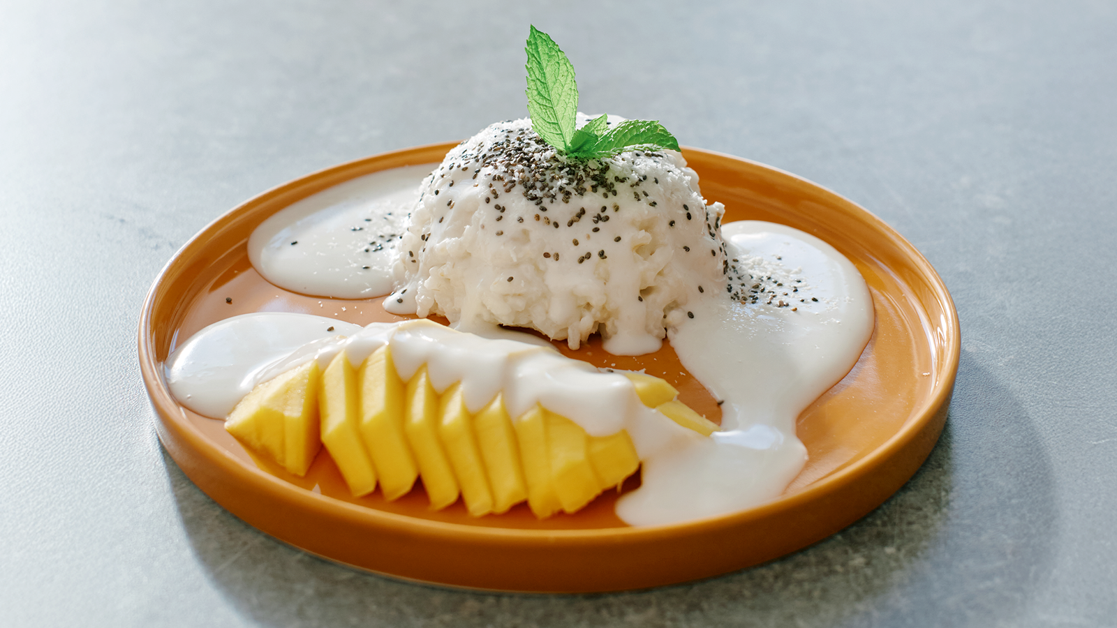 Mango sticky rice