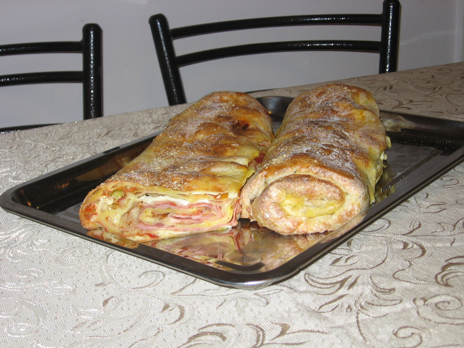 PIZZA ROLAT