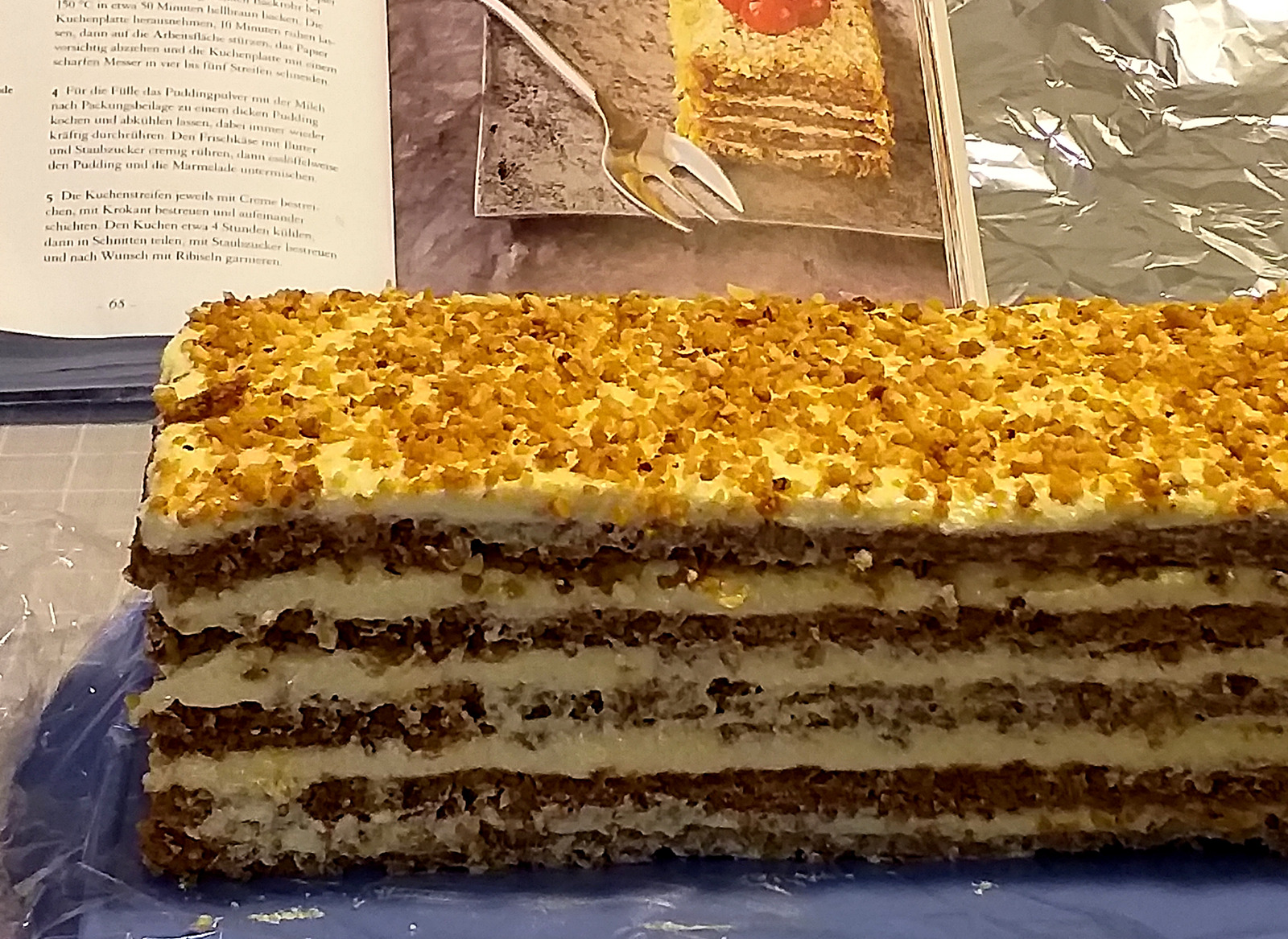 Nuss-Krokantschnitten (5).jpg