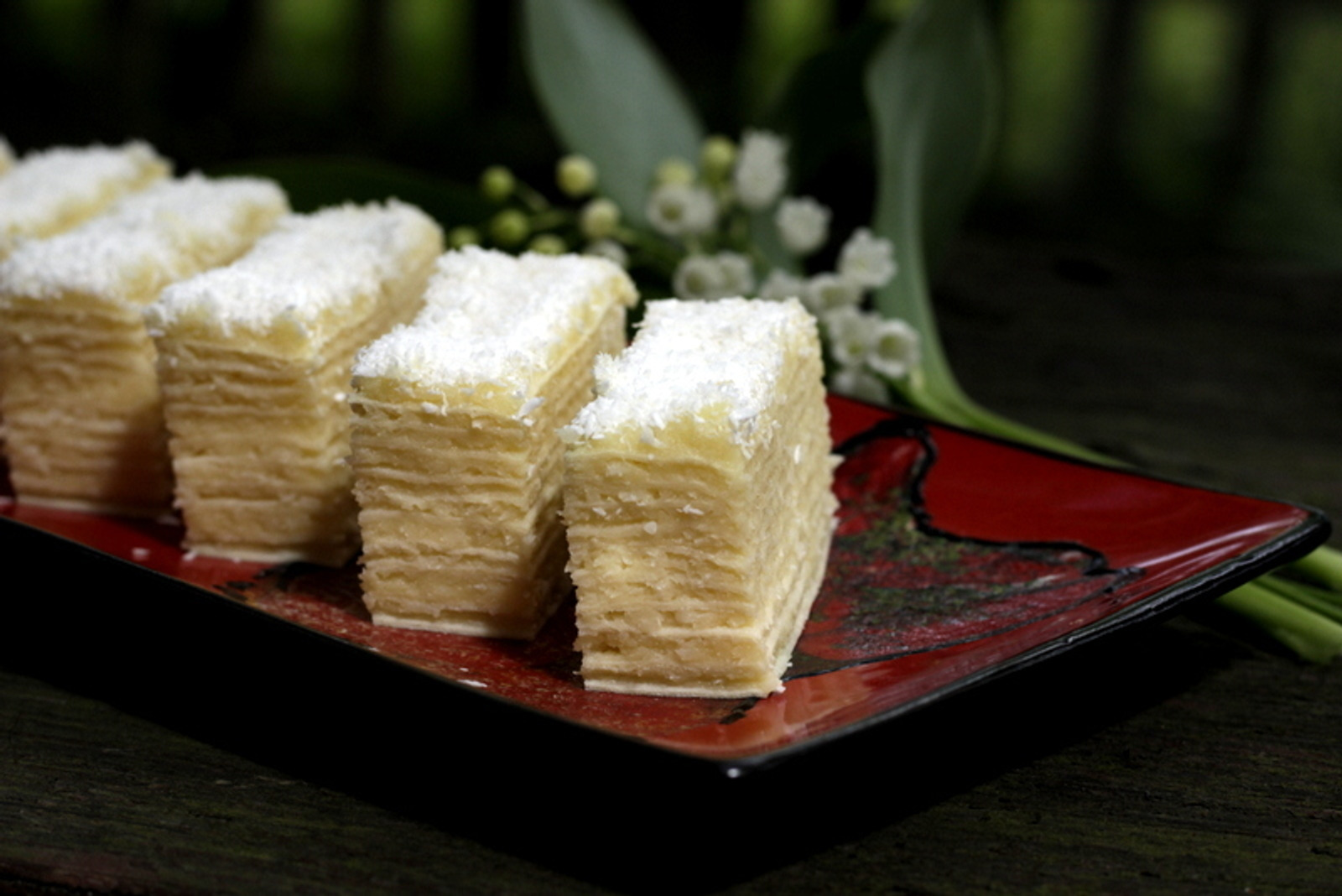 Bijela rozen torta