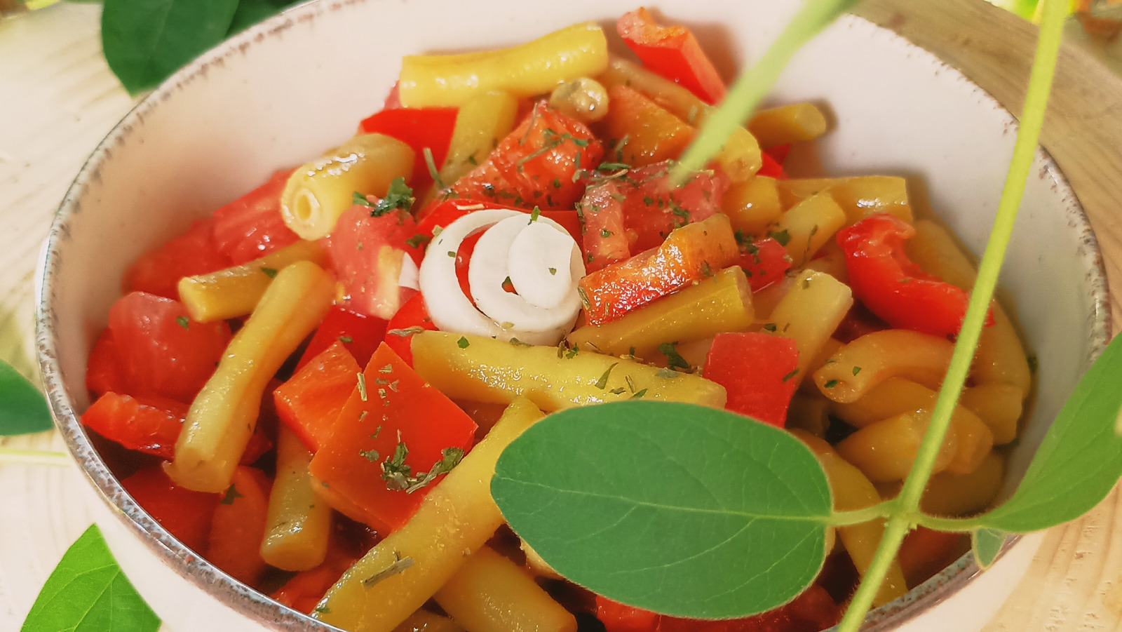 Povrtna salata sa mahunama
