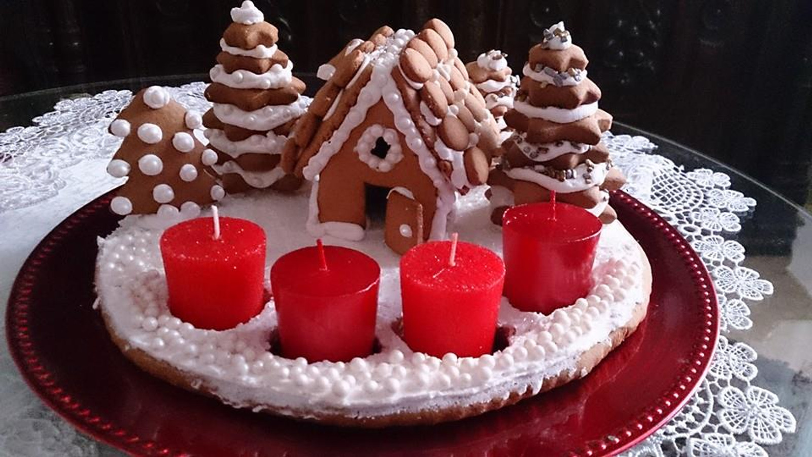 Adventski vijenac od medenjaka