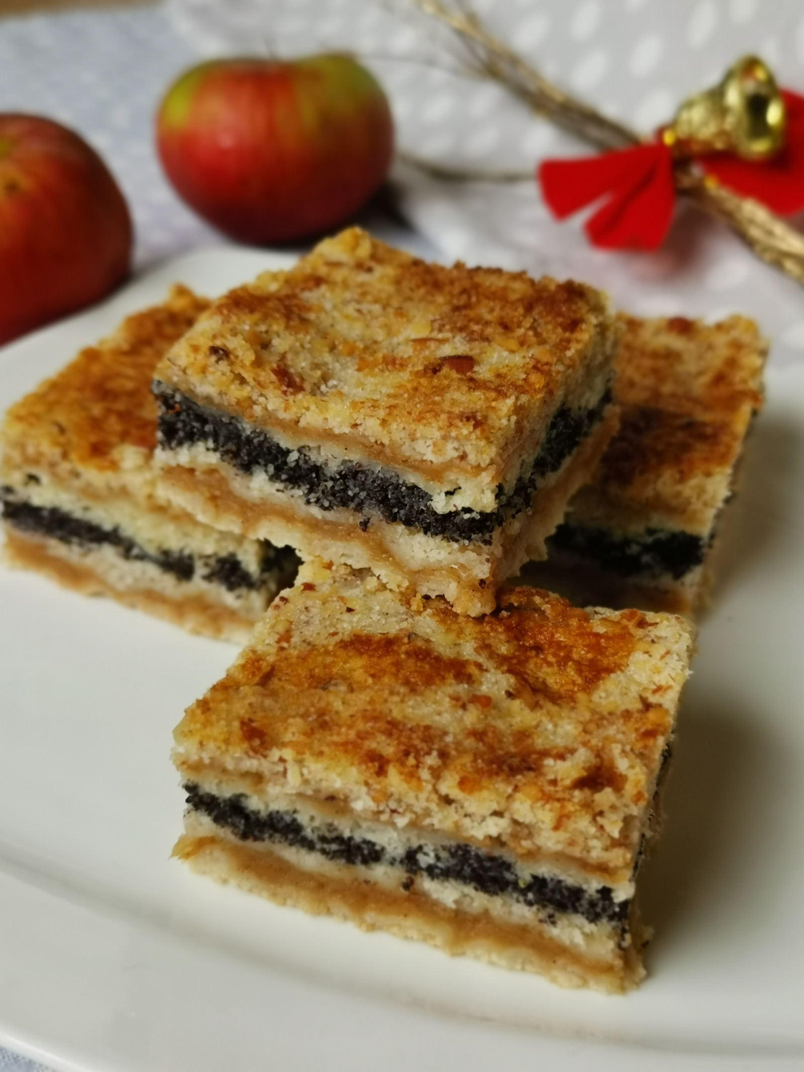 Sipana pita sa makom i jabukama