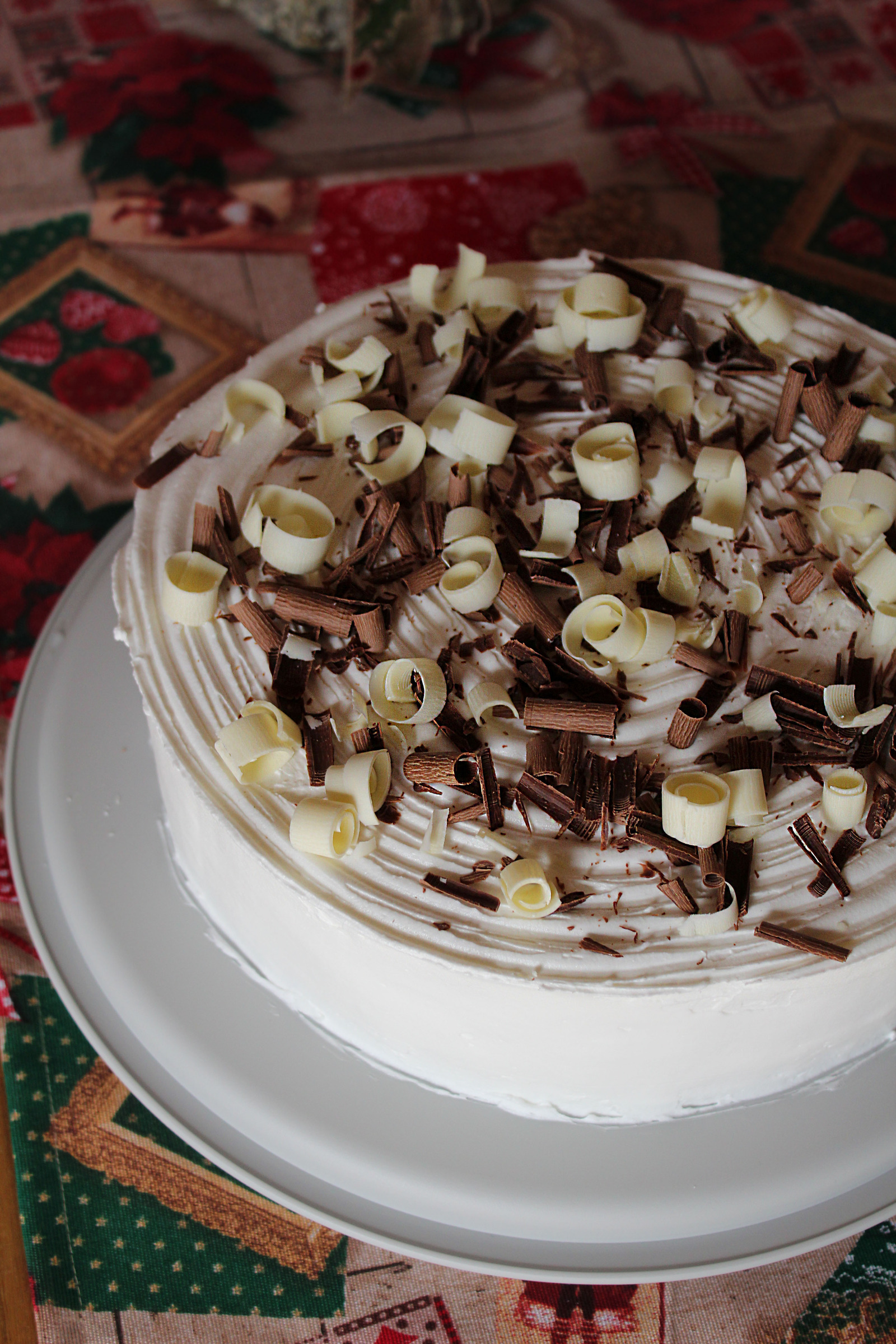 Torta bez jaja s višnjama