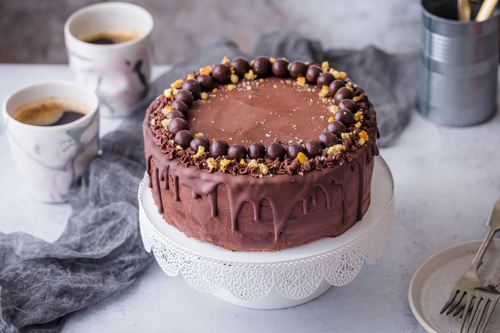 Čokoladna torta s narančom