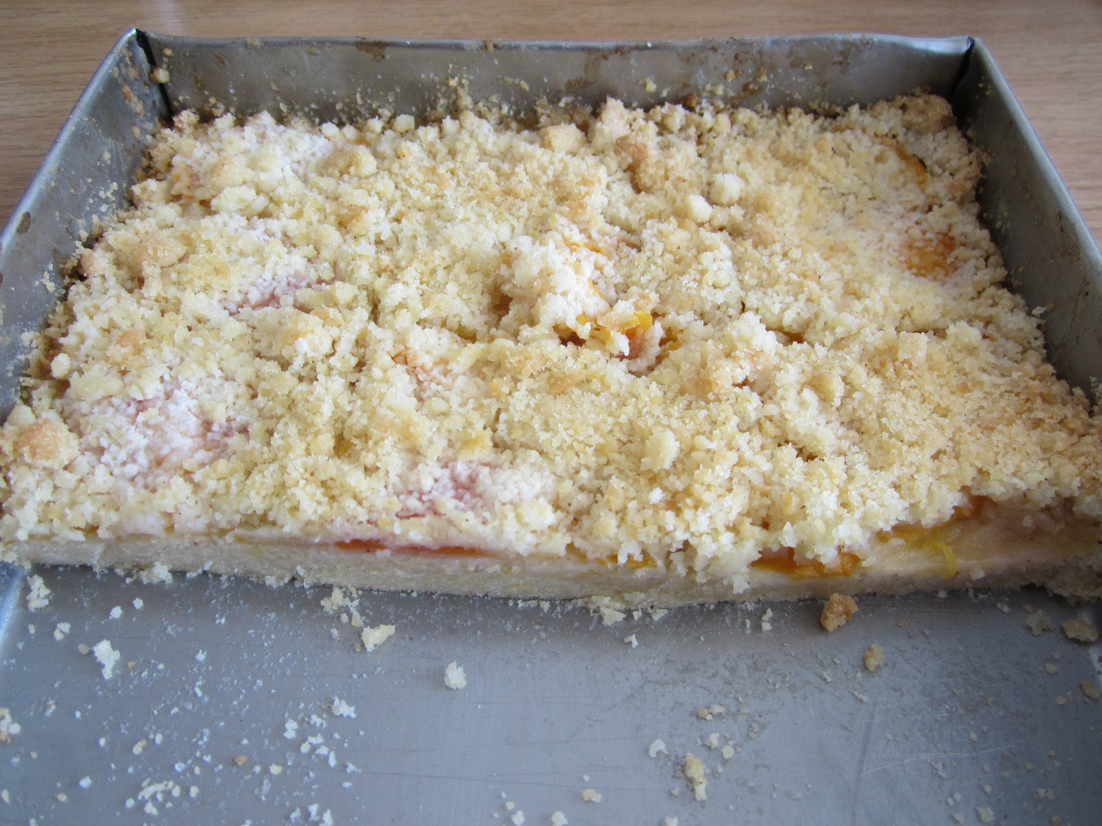 Prhki puterasti kolač s breskvama ili peach shortbread