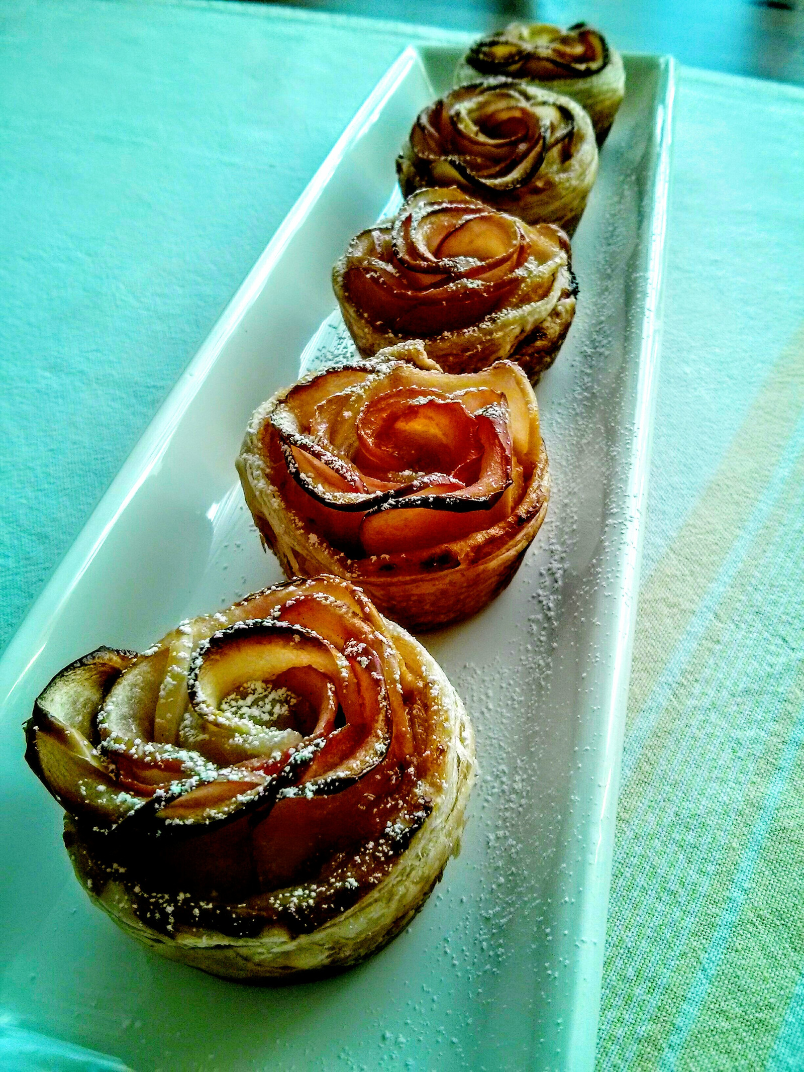 Apple roses