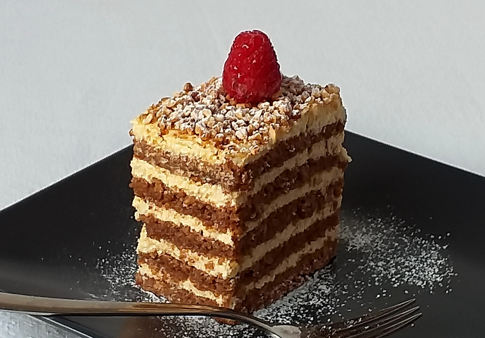 Nuss-Krokantschnitten (8).jpg