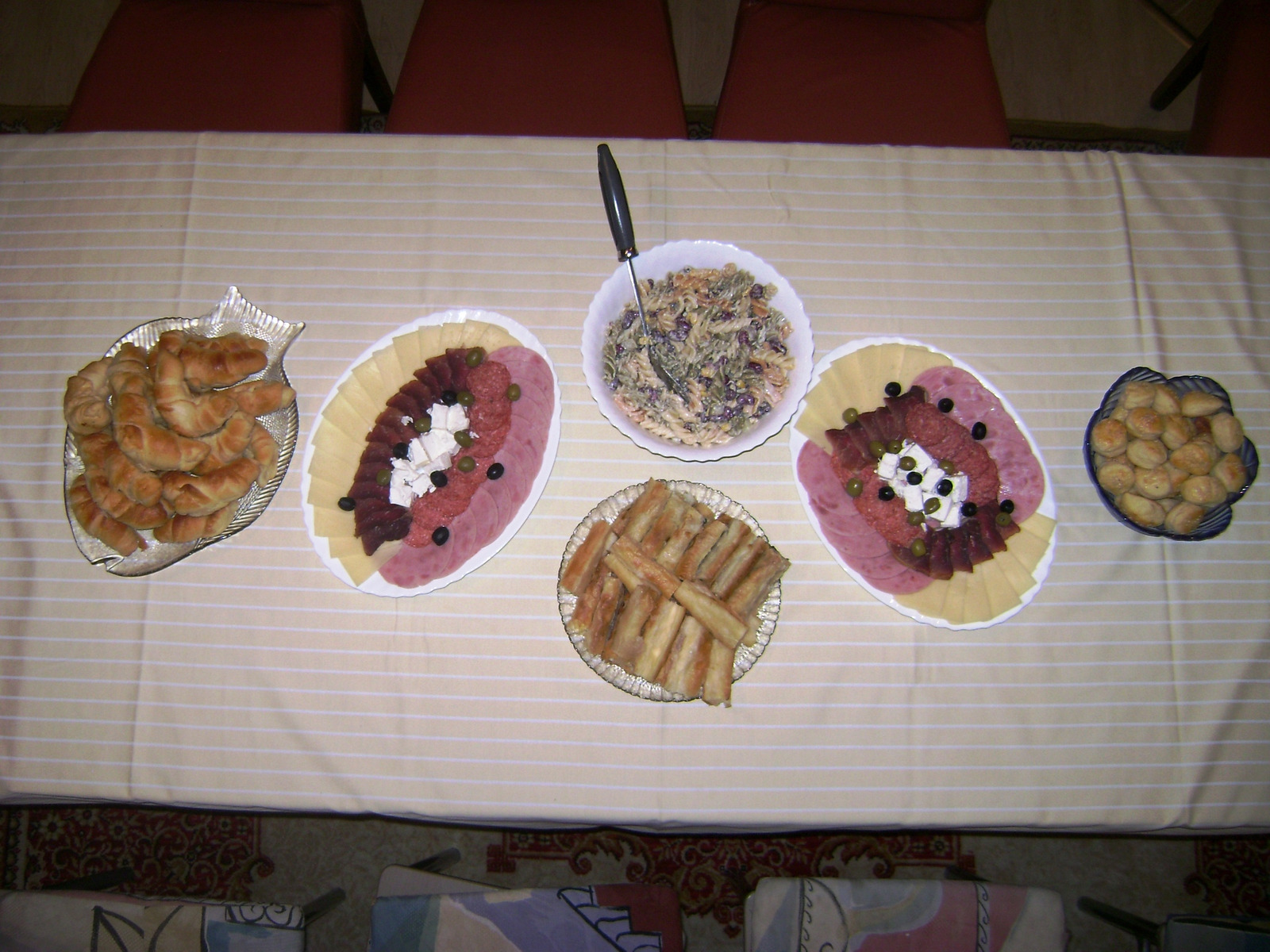 Nudl salata