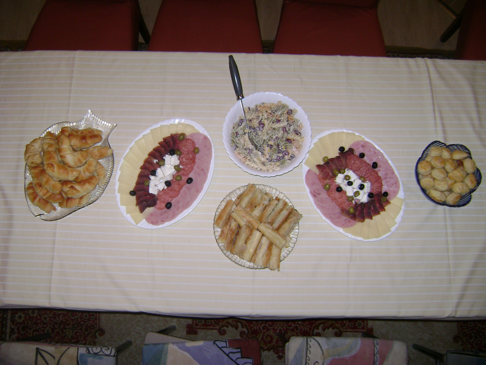 Nudl salata