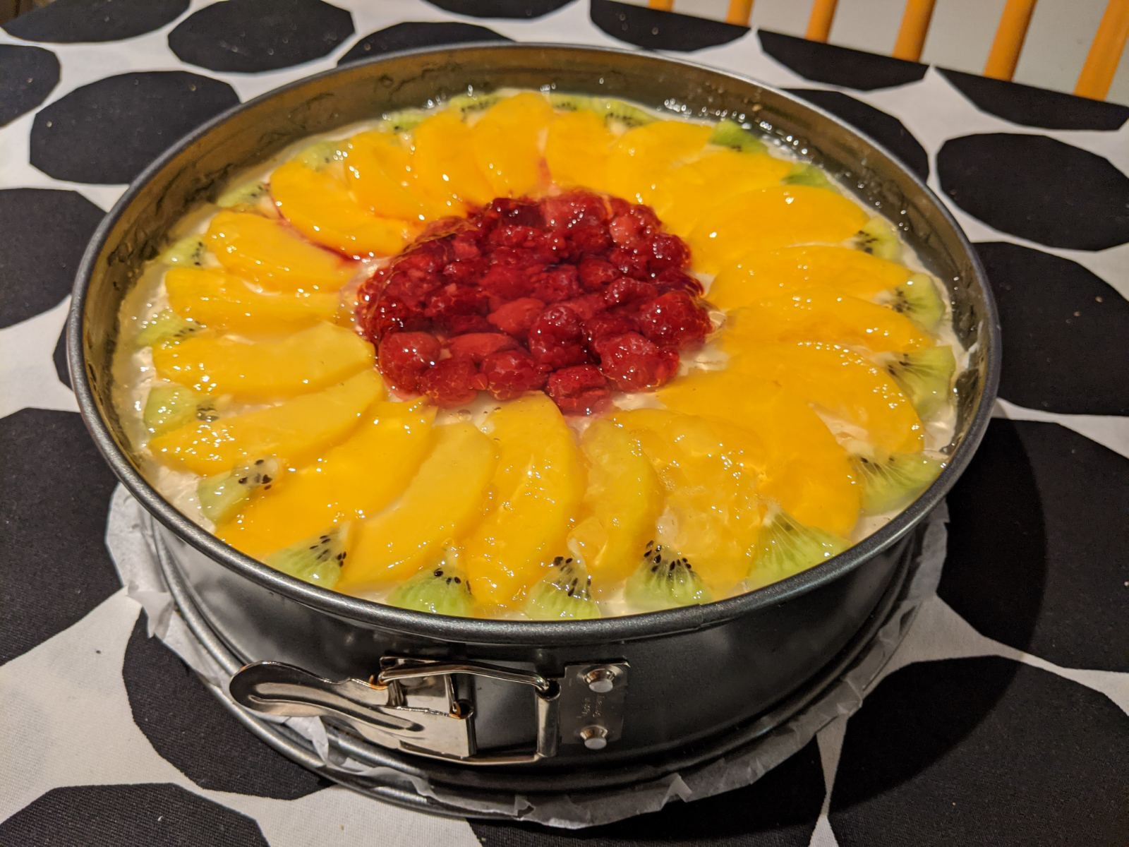Nepečena voćna torta (veganska/posna opcija)