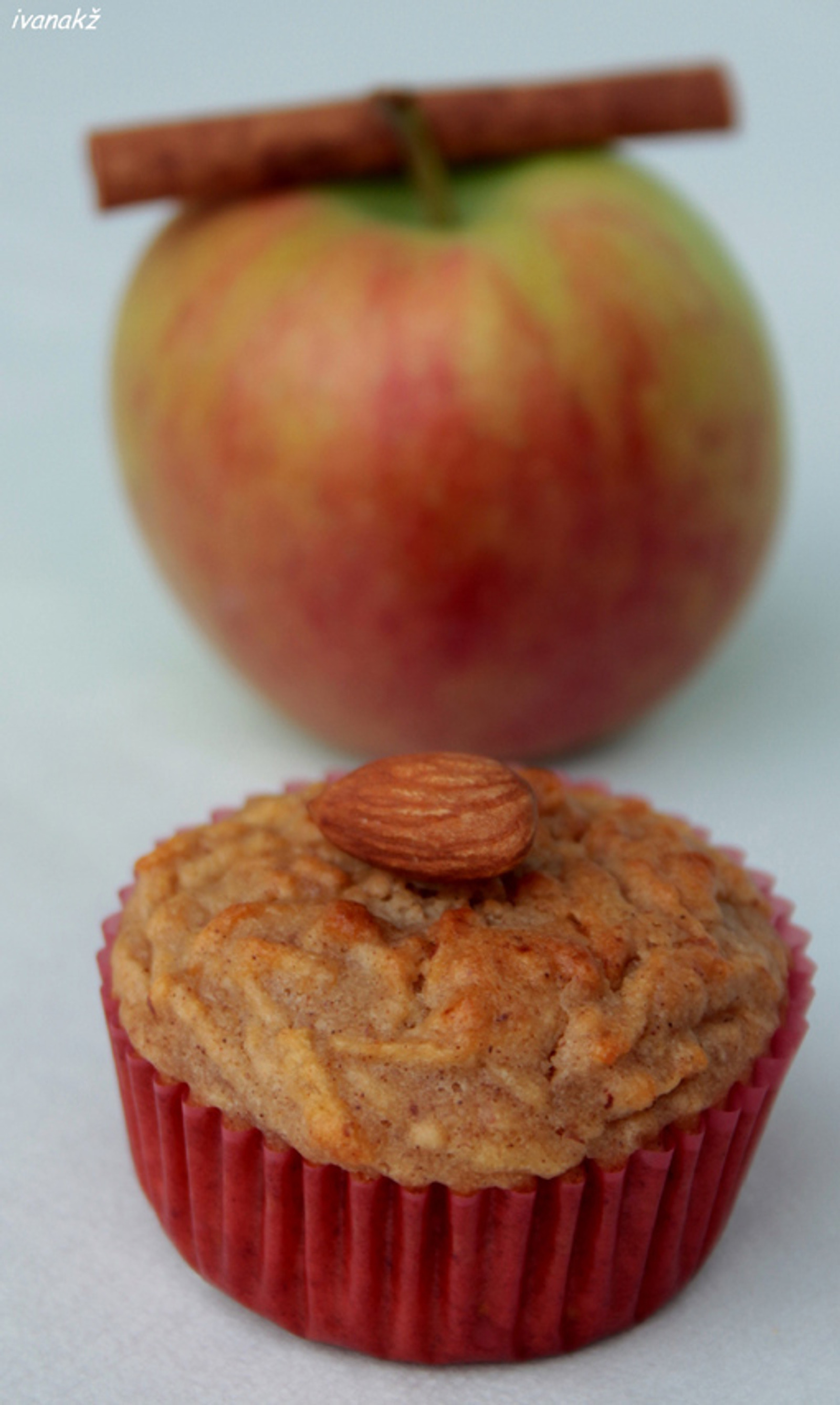 Muffini s jabukama i cimetom