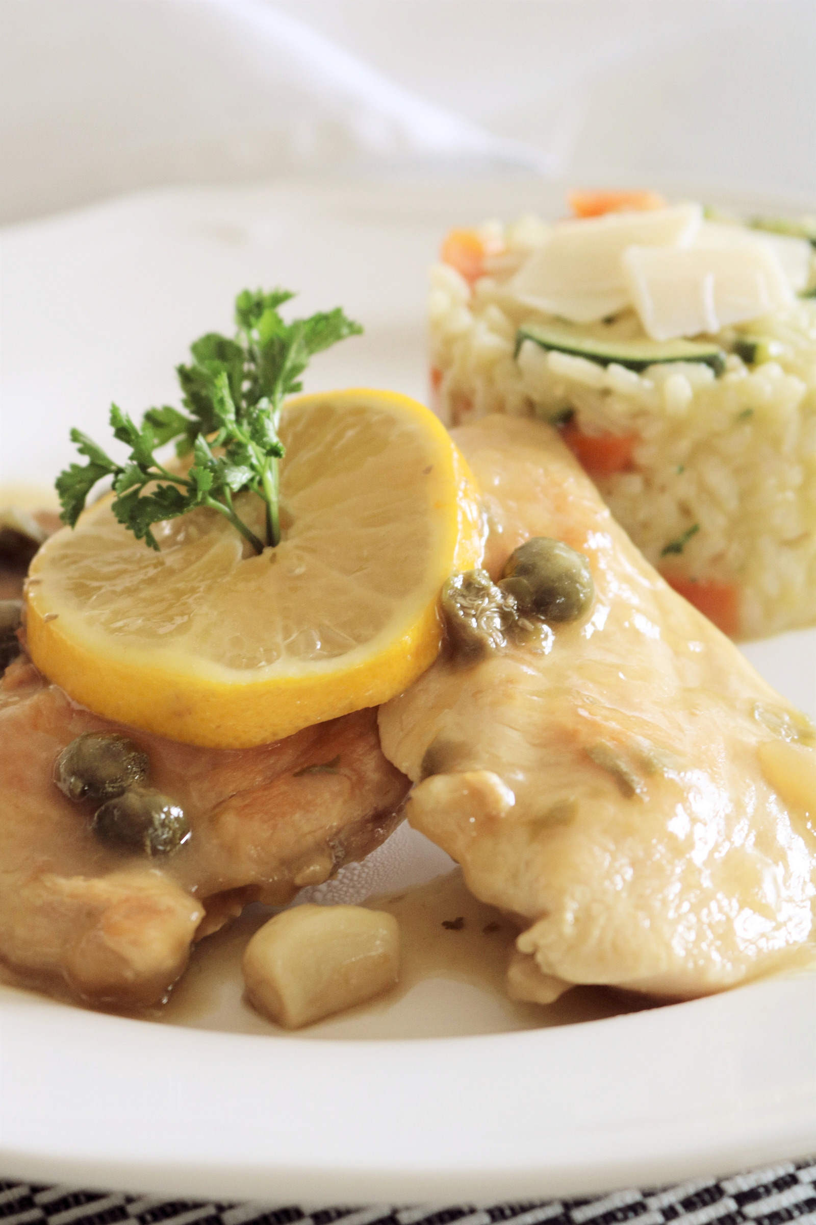 Piletina u umaku od kapara i vina (chicken piccata) od Hare