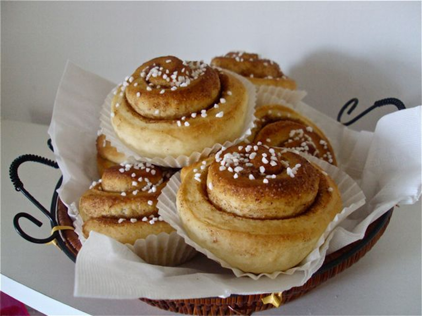 Kanelbullar iliti kolačići s cimetom