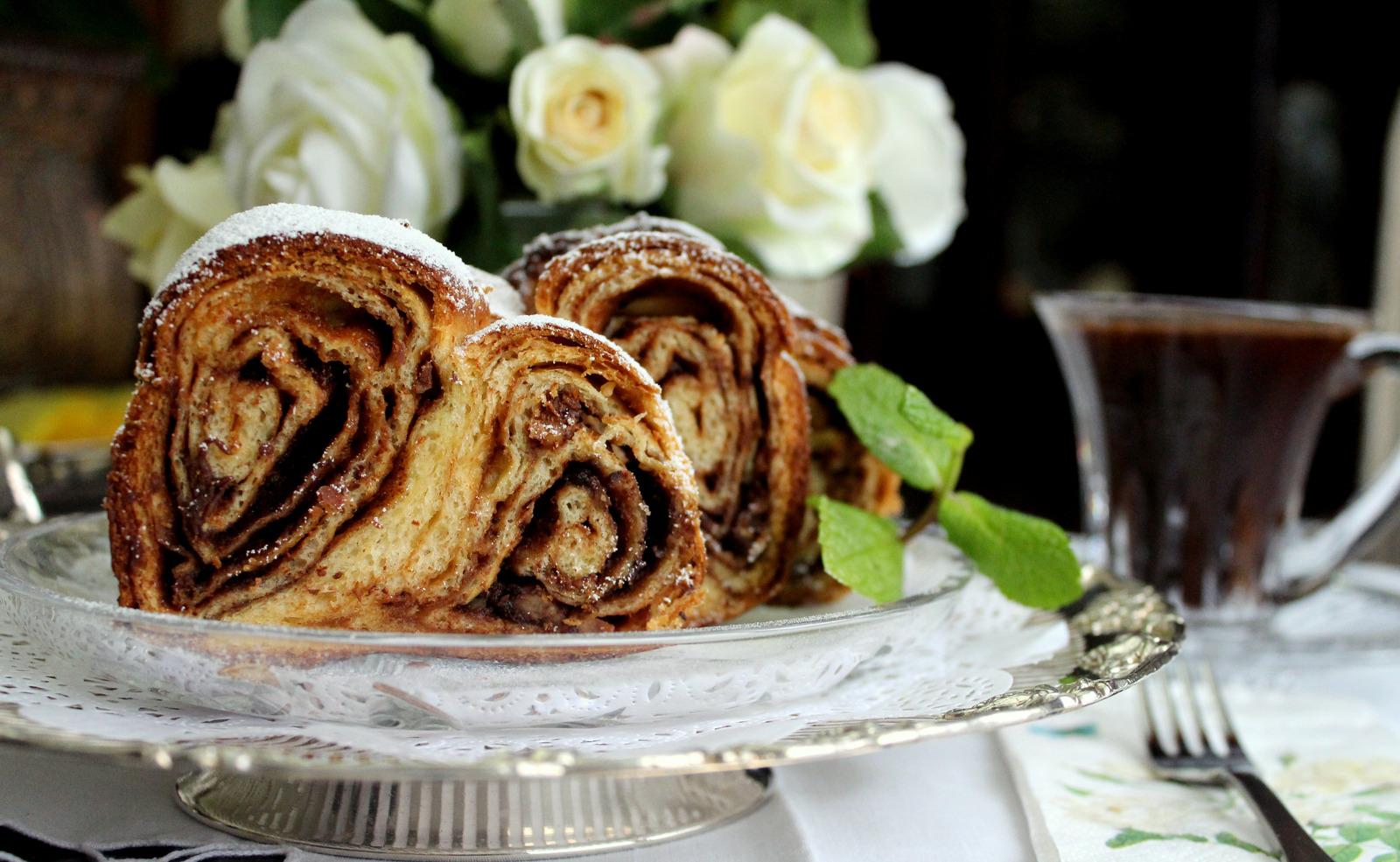 Babka sa dulche de leche i lešnicima