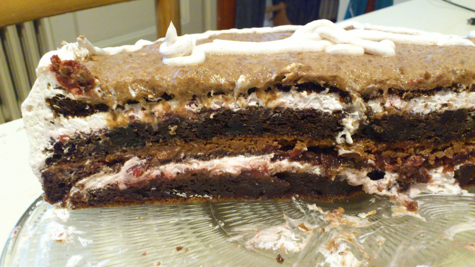 Cokoladna torta sa visnjama