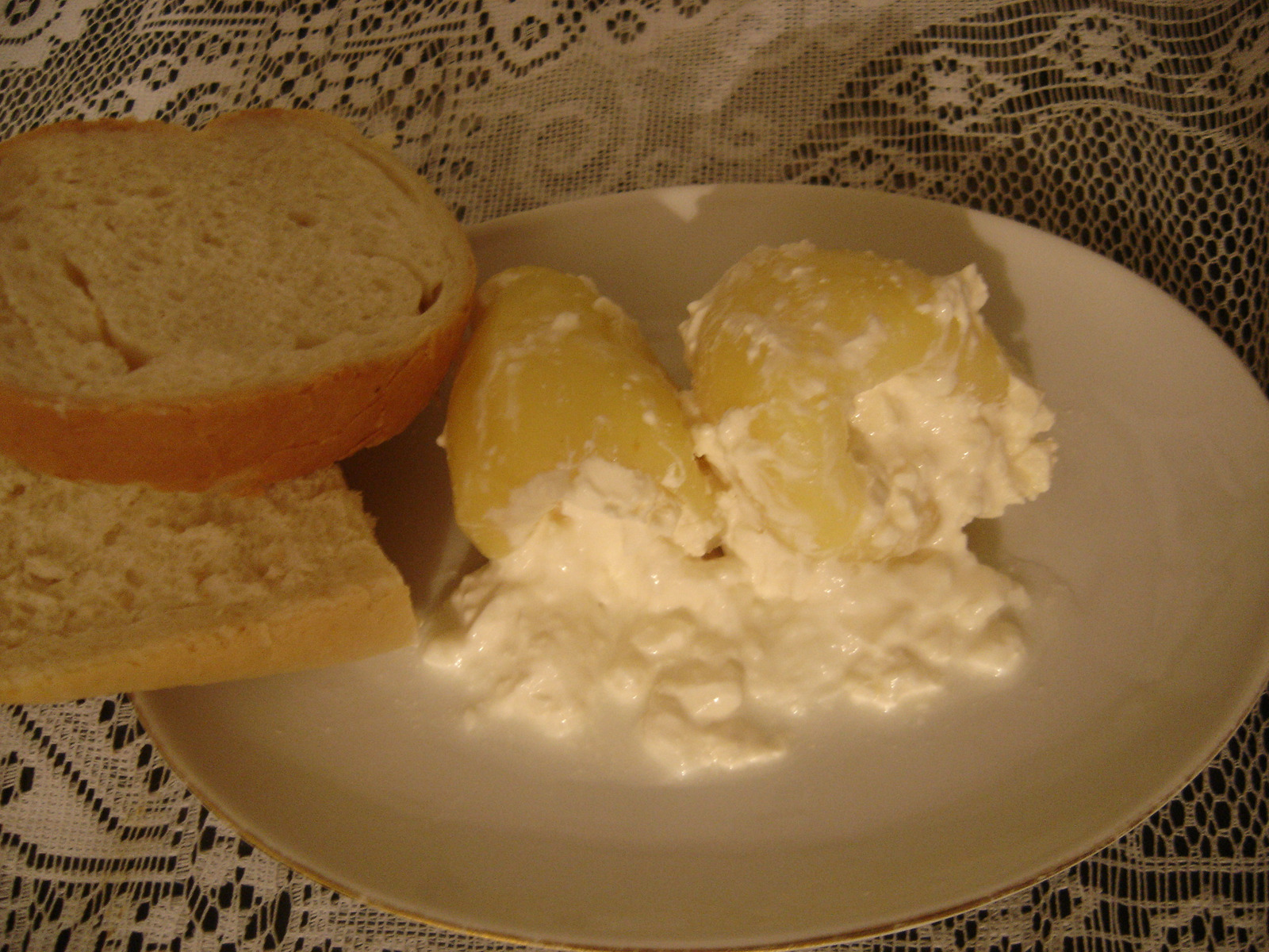 “Paprike punjene pavlakom i feta sirom”