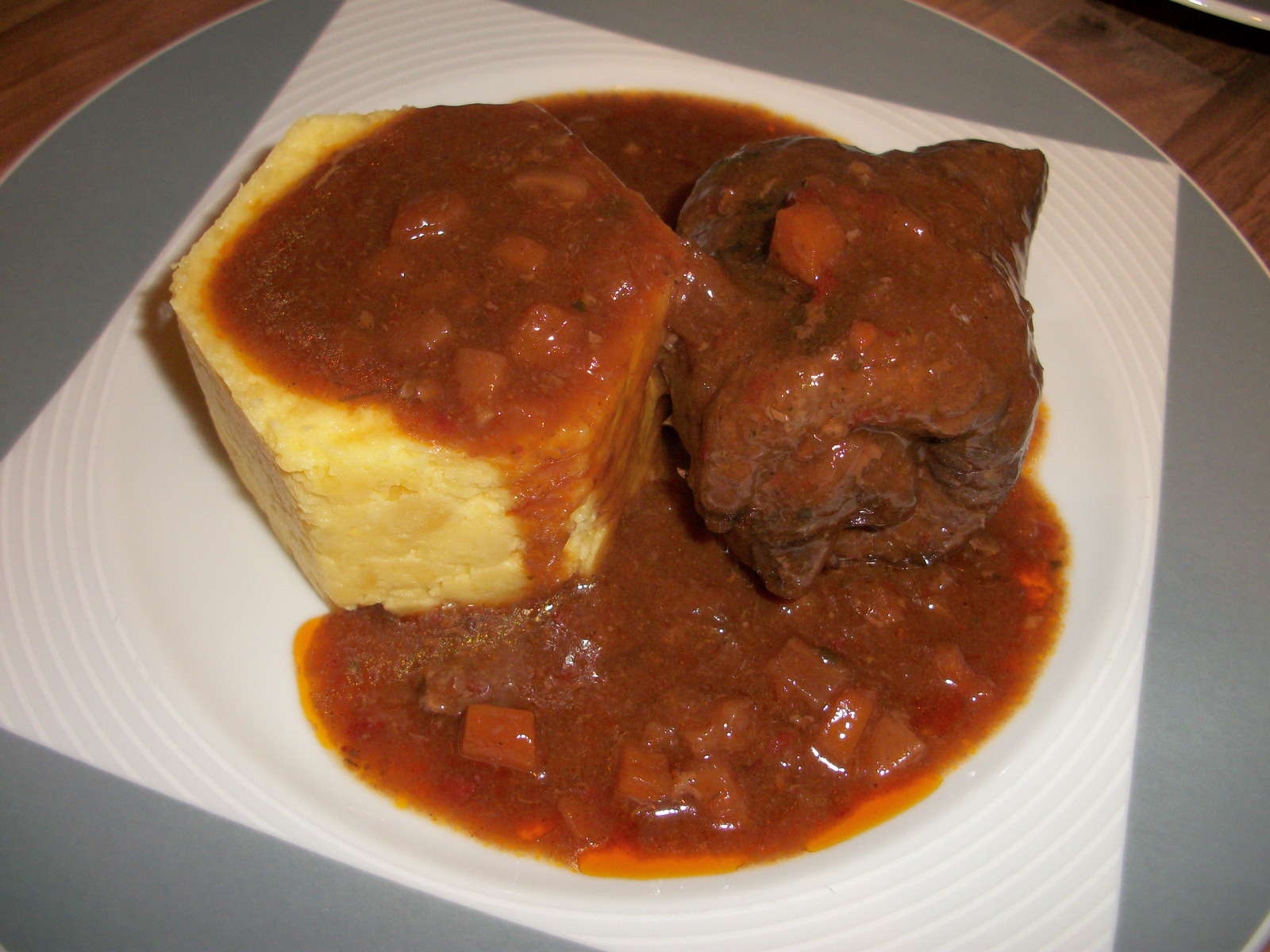 Junece rolade u umaku