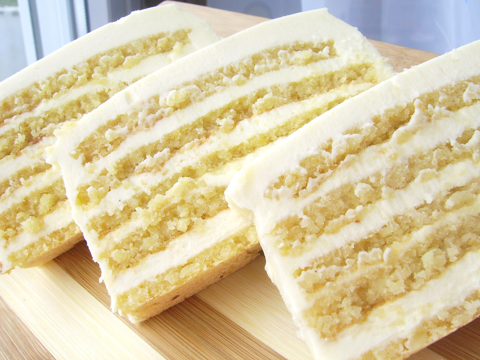 Leina torta snova