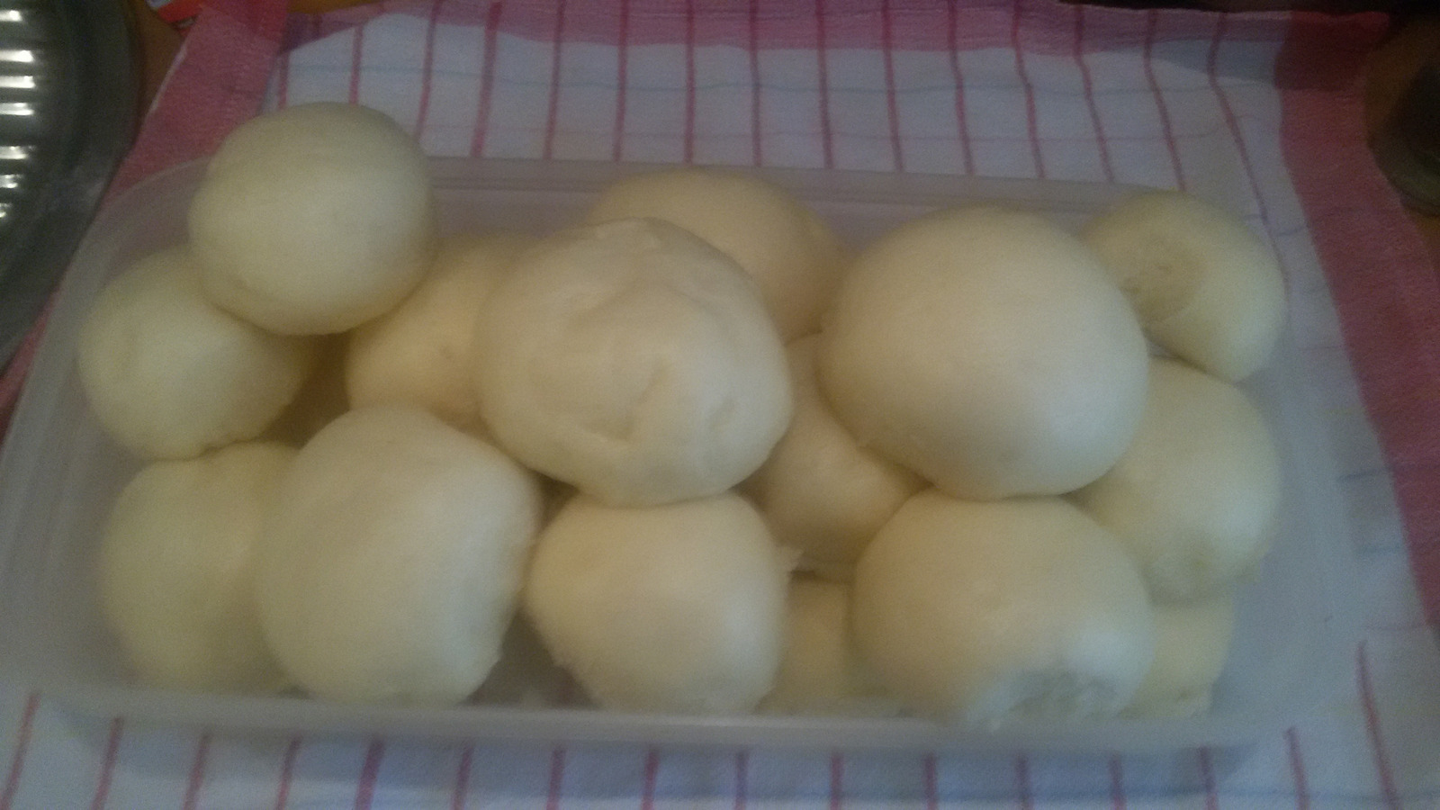 PEMSKE KNEDLE (DIZANE KNEDLE NA PARI)