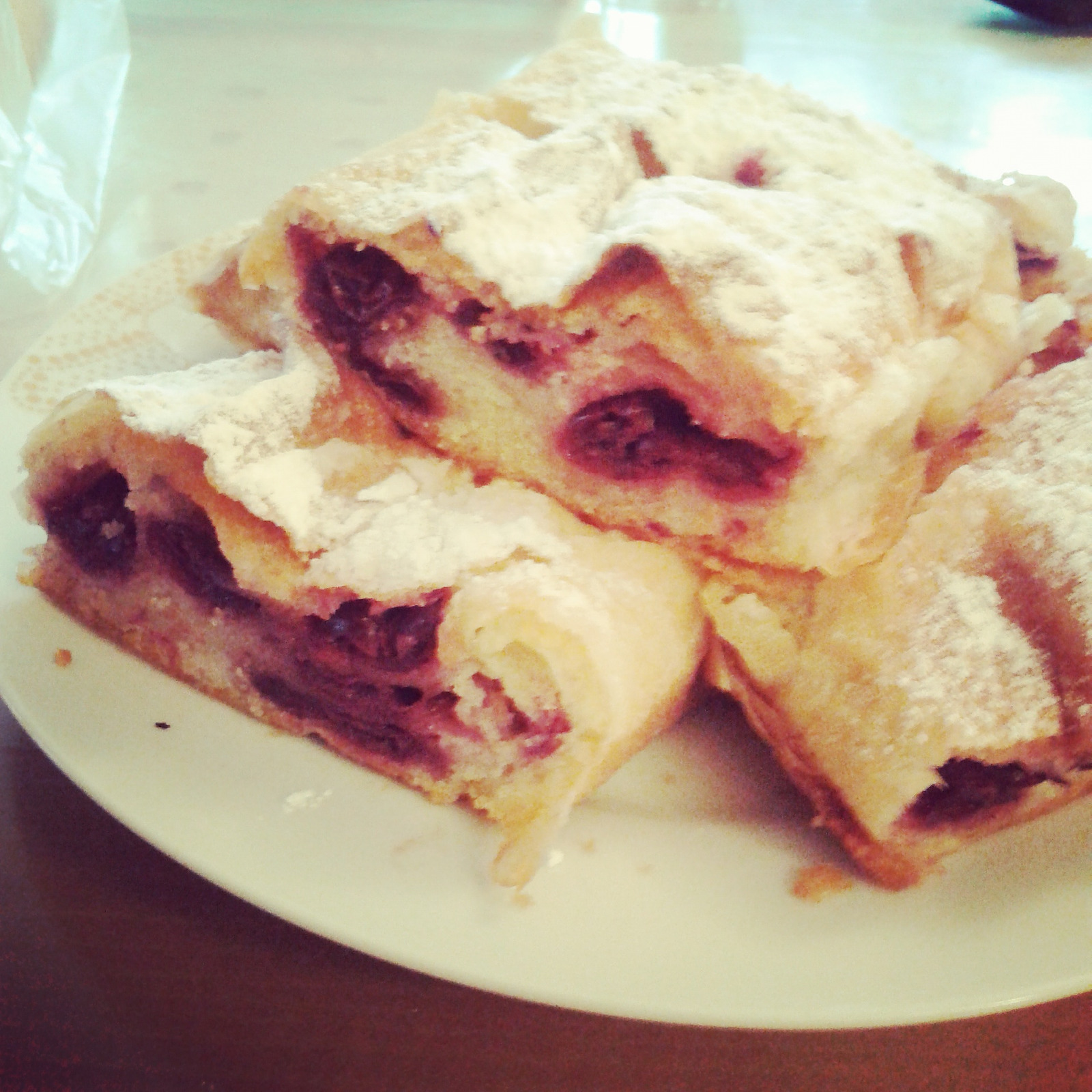 Pita od višanja