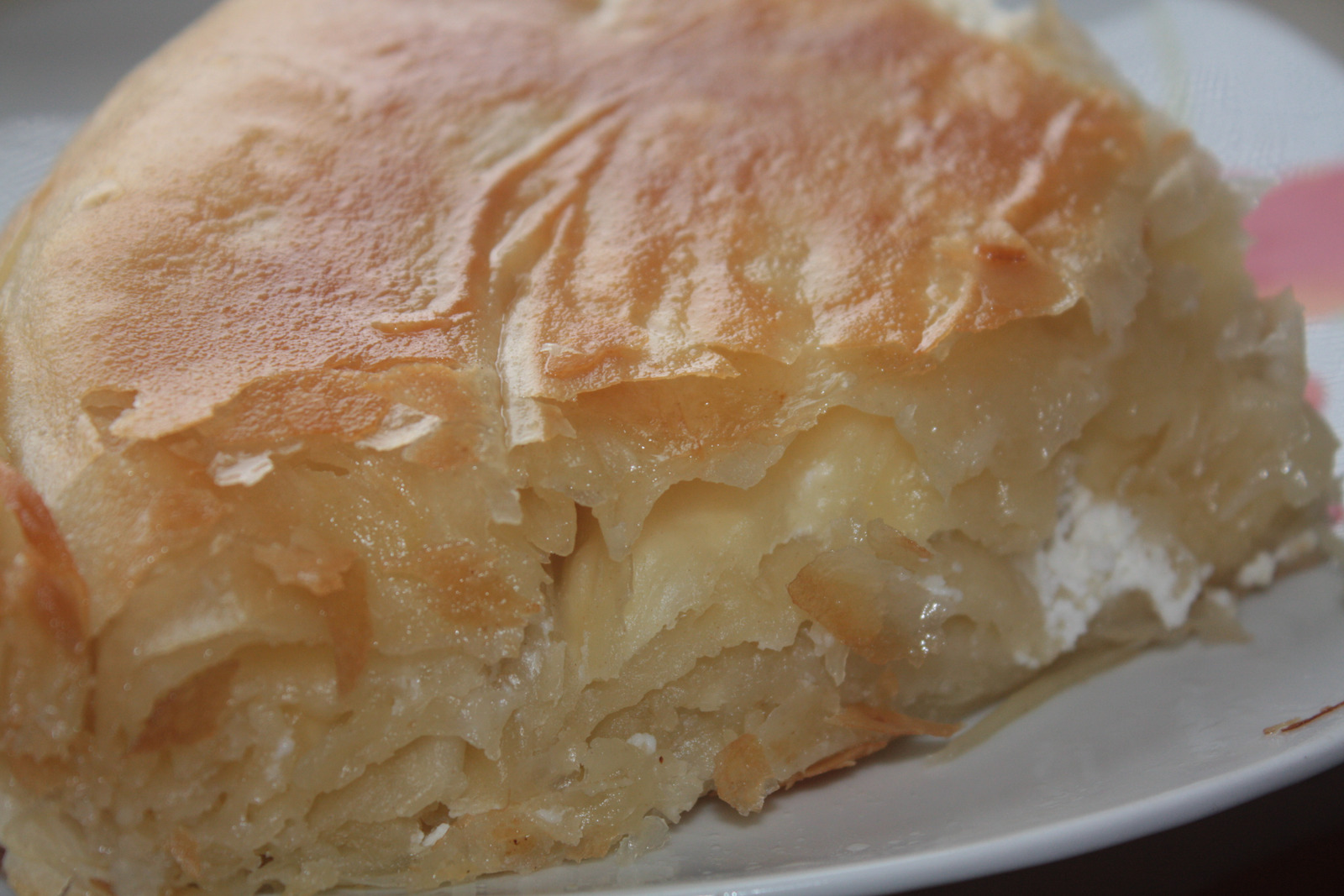 Orginalni burek iz pekare